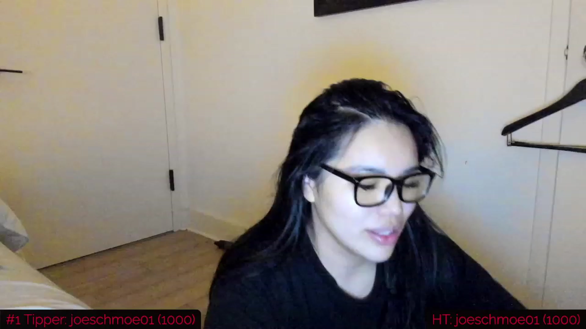 Gallery image thumbnail from DumplingHyuga's myfreecams stream on, 10/16/2023, 01:38 image 17 of 20
