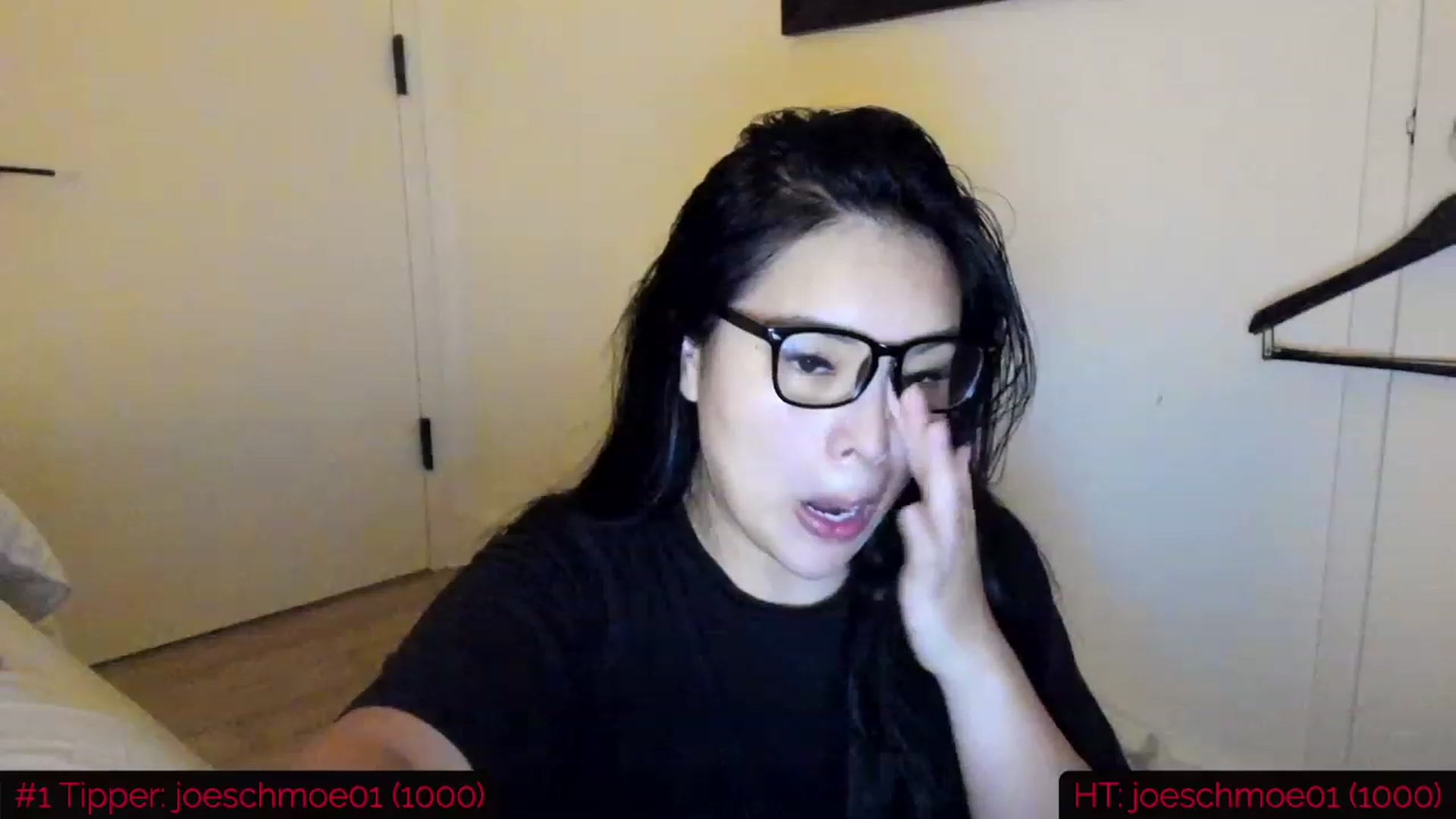 Gallery image thumbnail from DumplingHyuga's myfreecams stream on, 10/16/2023, 01:38 image 9 of 20
