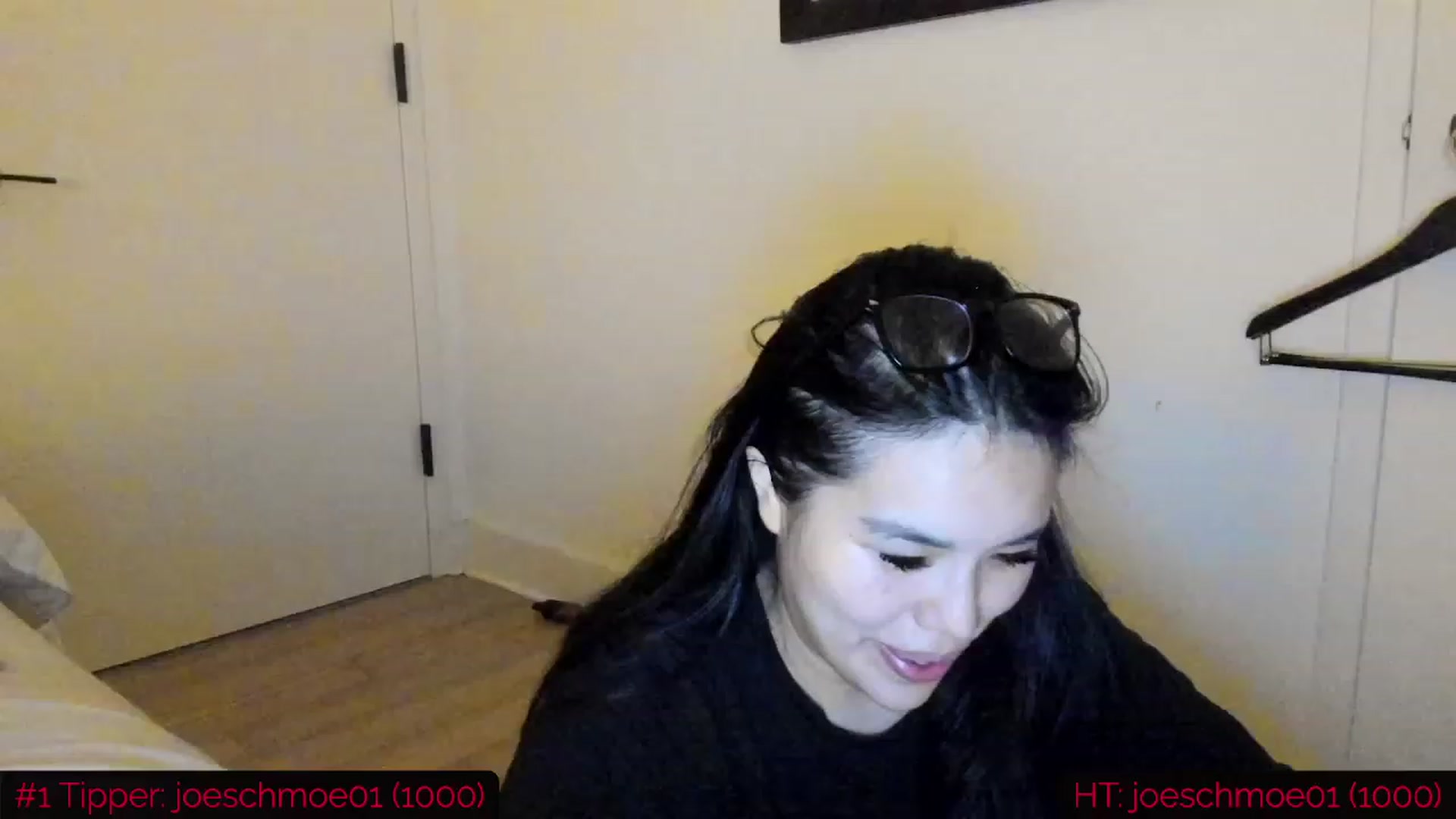 Gallery image thumbnail from DumplingHyuga's myfreecams stream on, 10/16/2023, 01:38 image 16 of 20