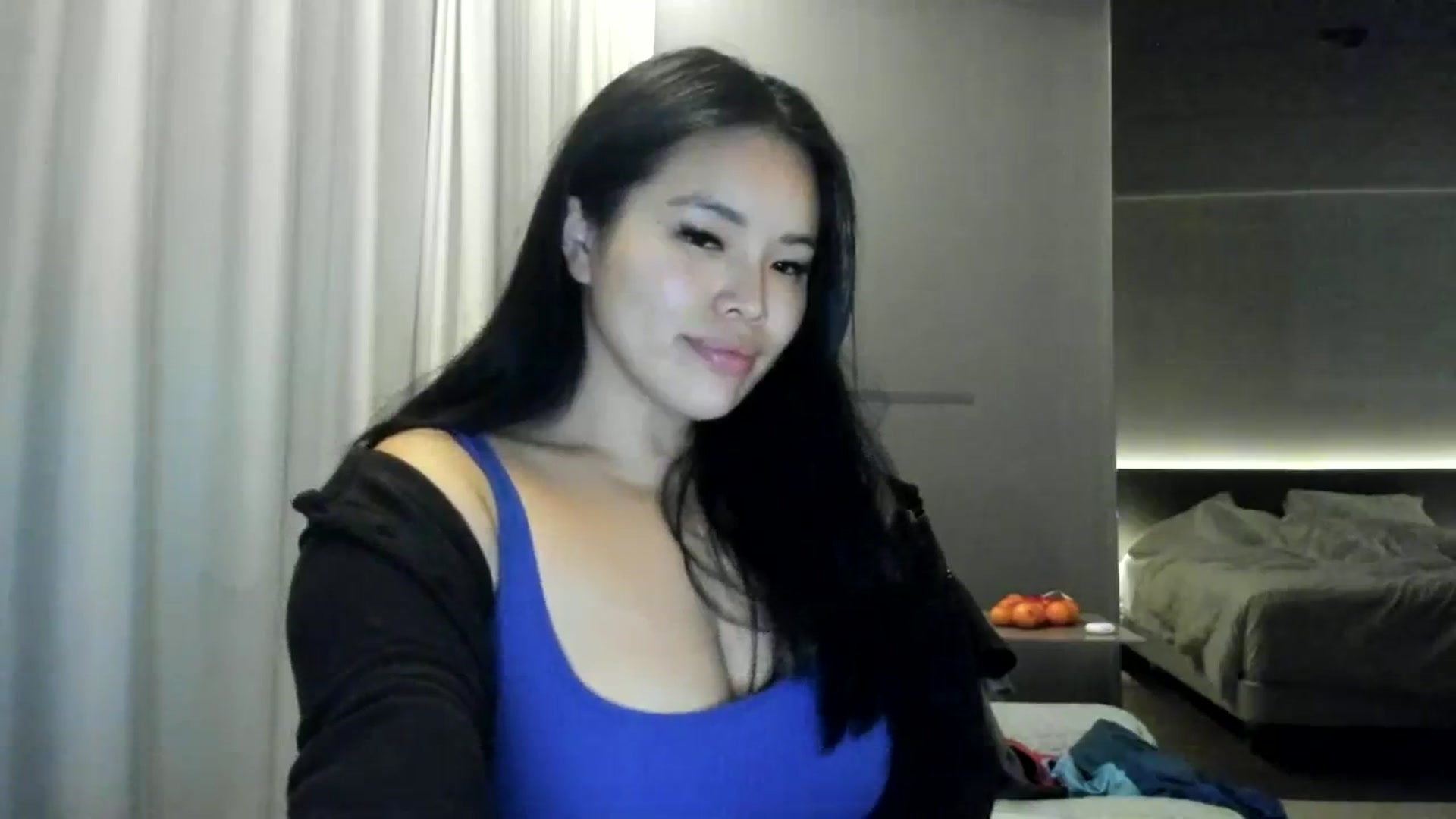 Gallery image thumbnail from DumplingHyuga's myfreecams stream on, 11/08/2023, 05:02 image 2 of 20