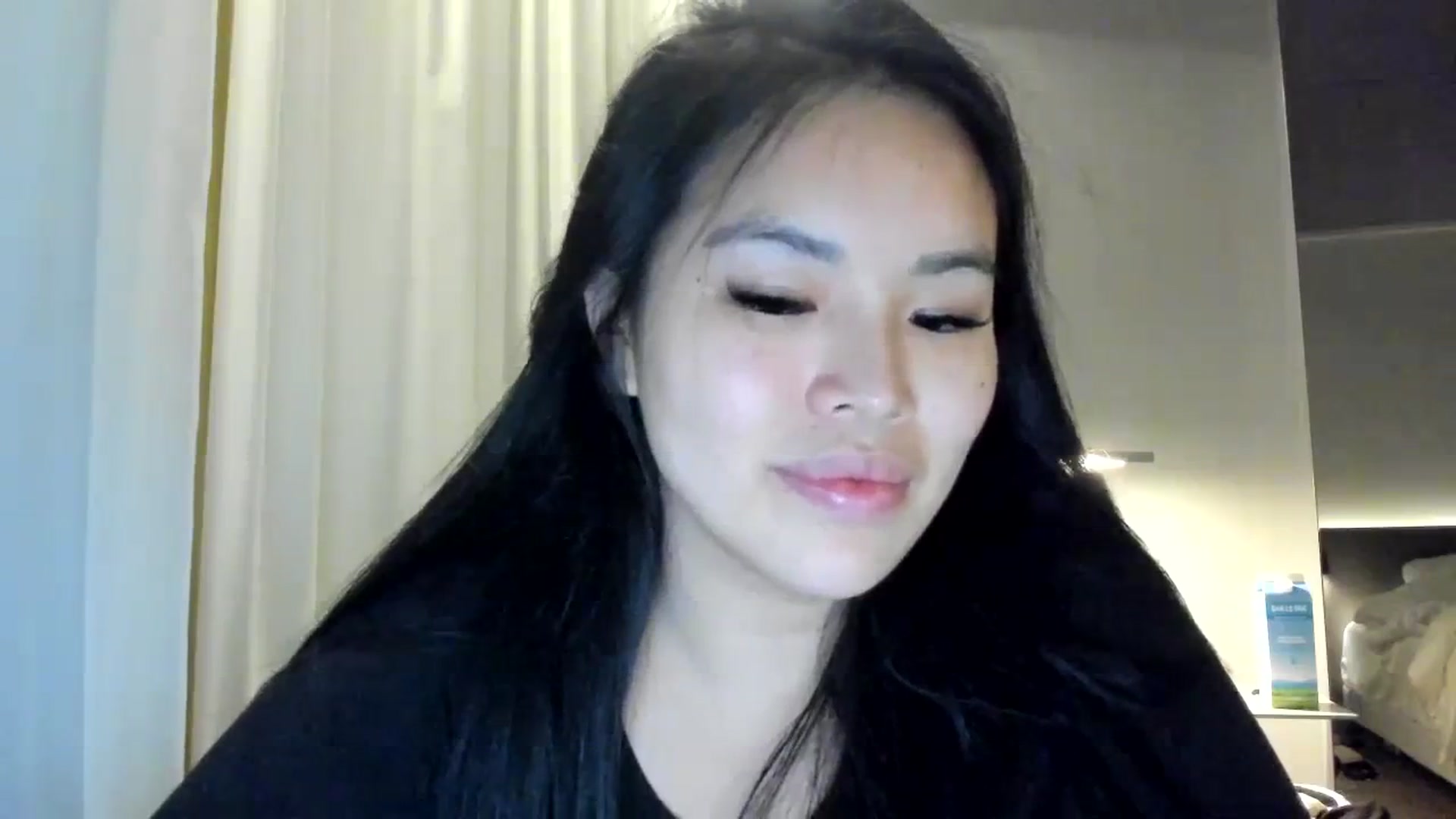 Gallery image thumbnail from DumplingHyuga's myfreecams stream on, 11/10/2023, 06:45 image 19 of 20