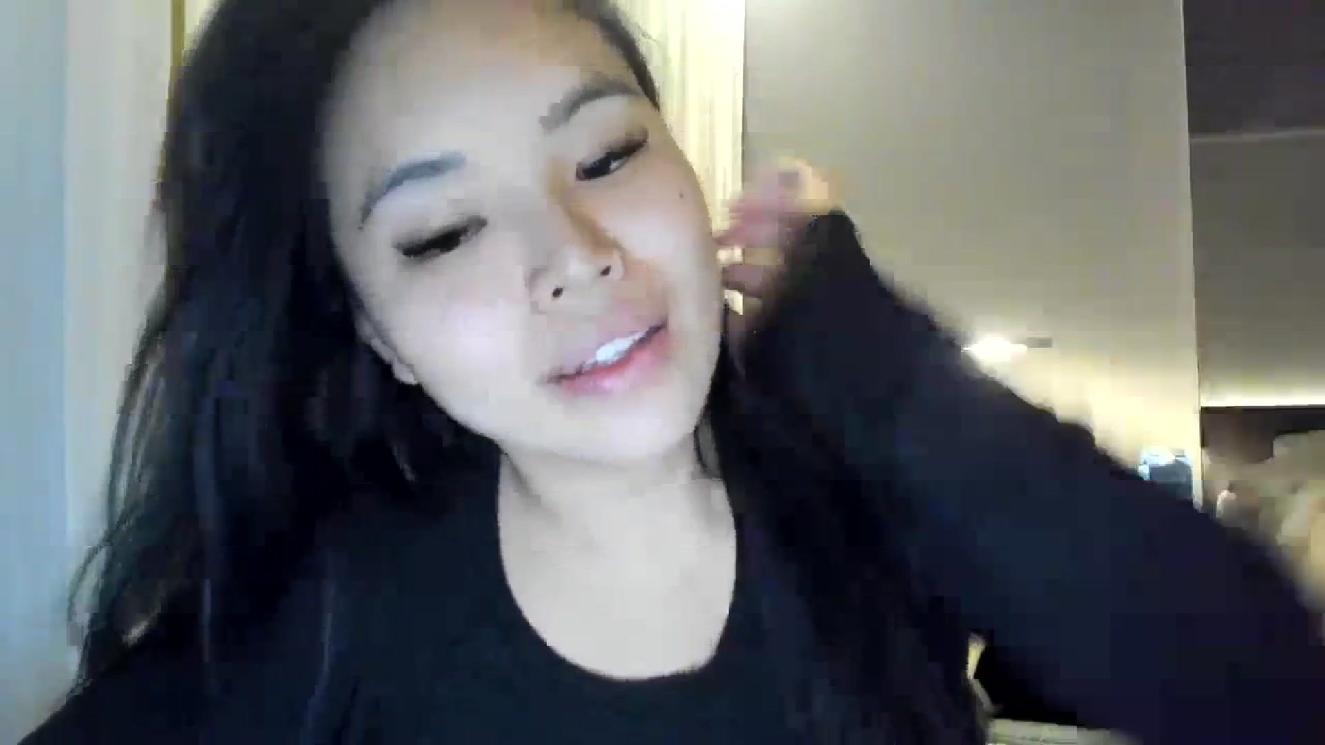 Gallery image thumbnail from DumplingHyuga's myfreecams stream on, 11/10/2023, 06:45 image 17 of 20