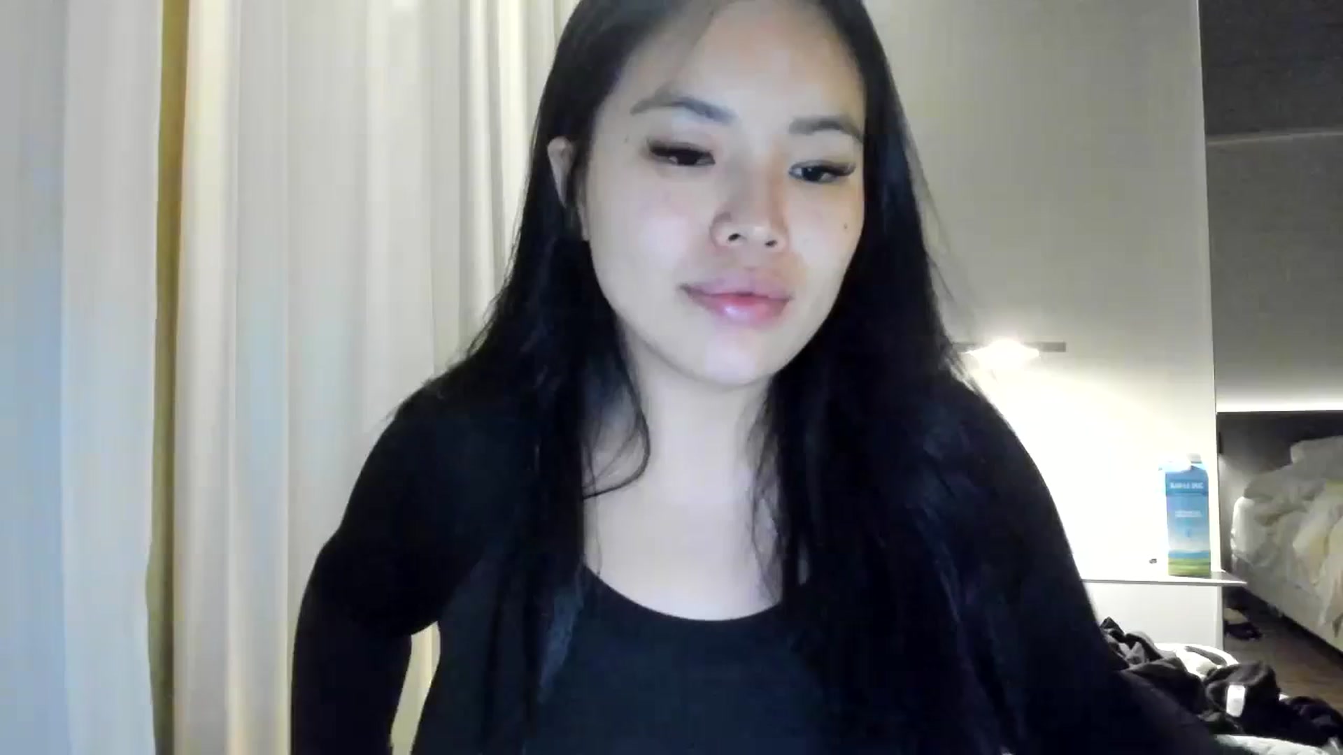 Gallery image thumbnail from DumplingHyuga's myfreecams stream on, 11/10/2023, 06:45 image 13 of 20