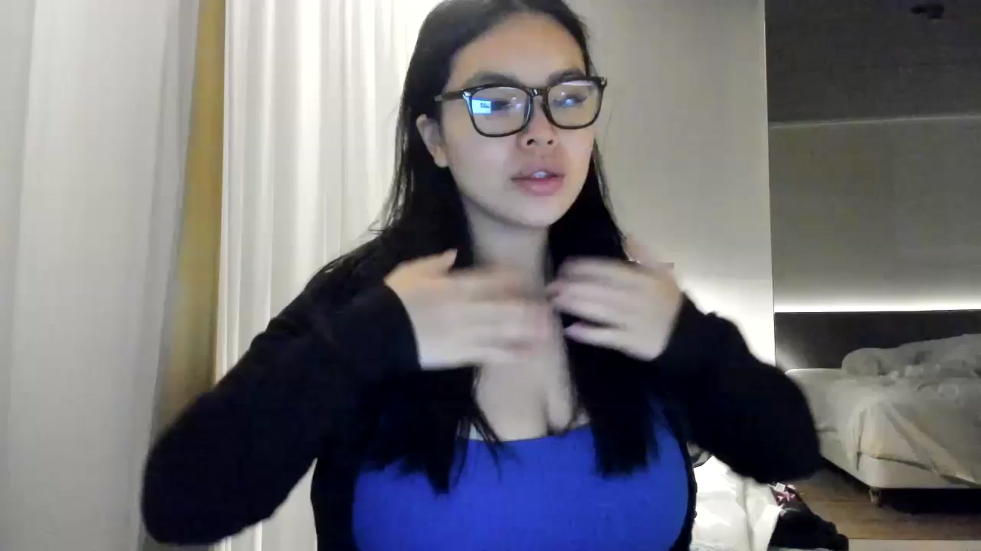 Gallery image thumbnail from DumplingHyuga's myfreecams stream on, 11/13/2023, 02:32 image 1 of 20