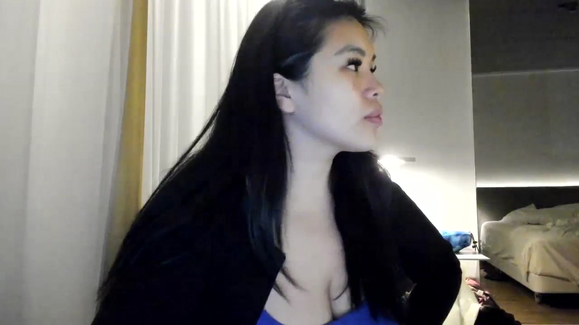Gallery image thumbnail from DumplingHyuga's myfreecams stream on, 11/13/2023, 02:32 image 15 of 20