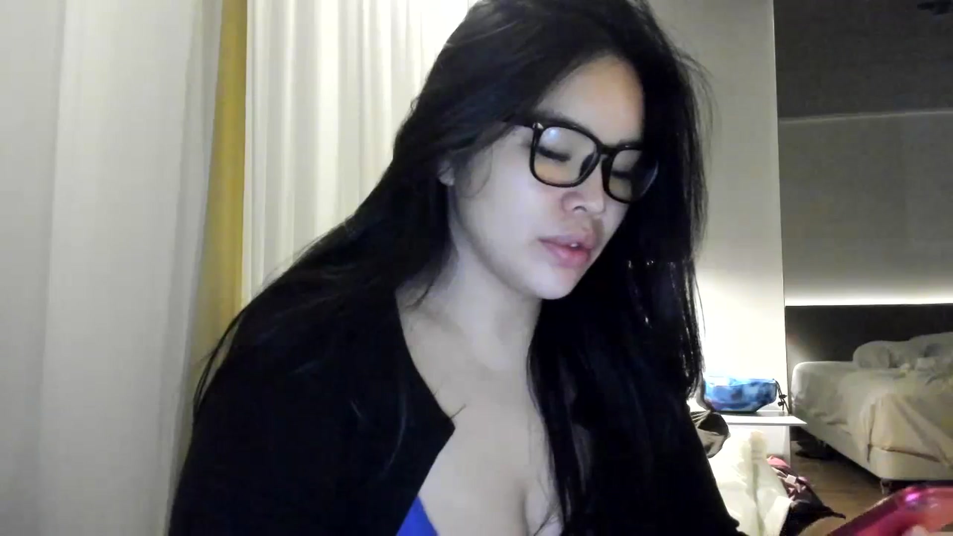 Gallery image thumbnail from DumplingHyuga's myfreecams stream on, 11/13/2023, 02:32 image 8 of 20