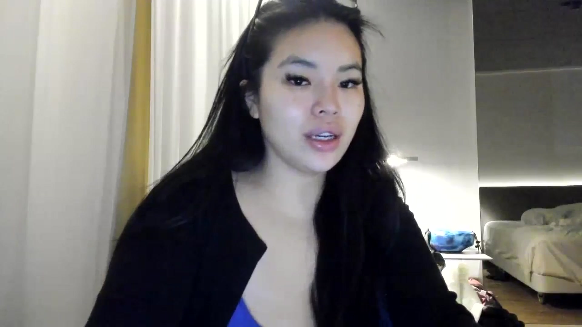 Gallery image thumbnail from DumplingHyuga's myfreecams stream on, 11/13/2023, 02:32 image 7 of 20