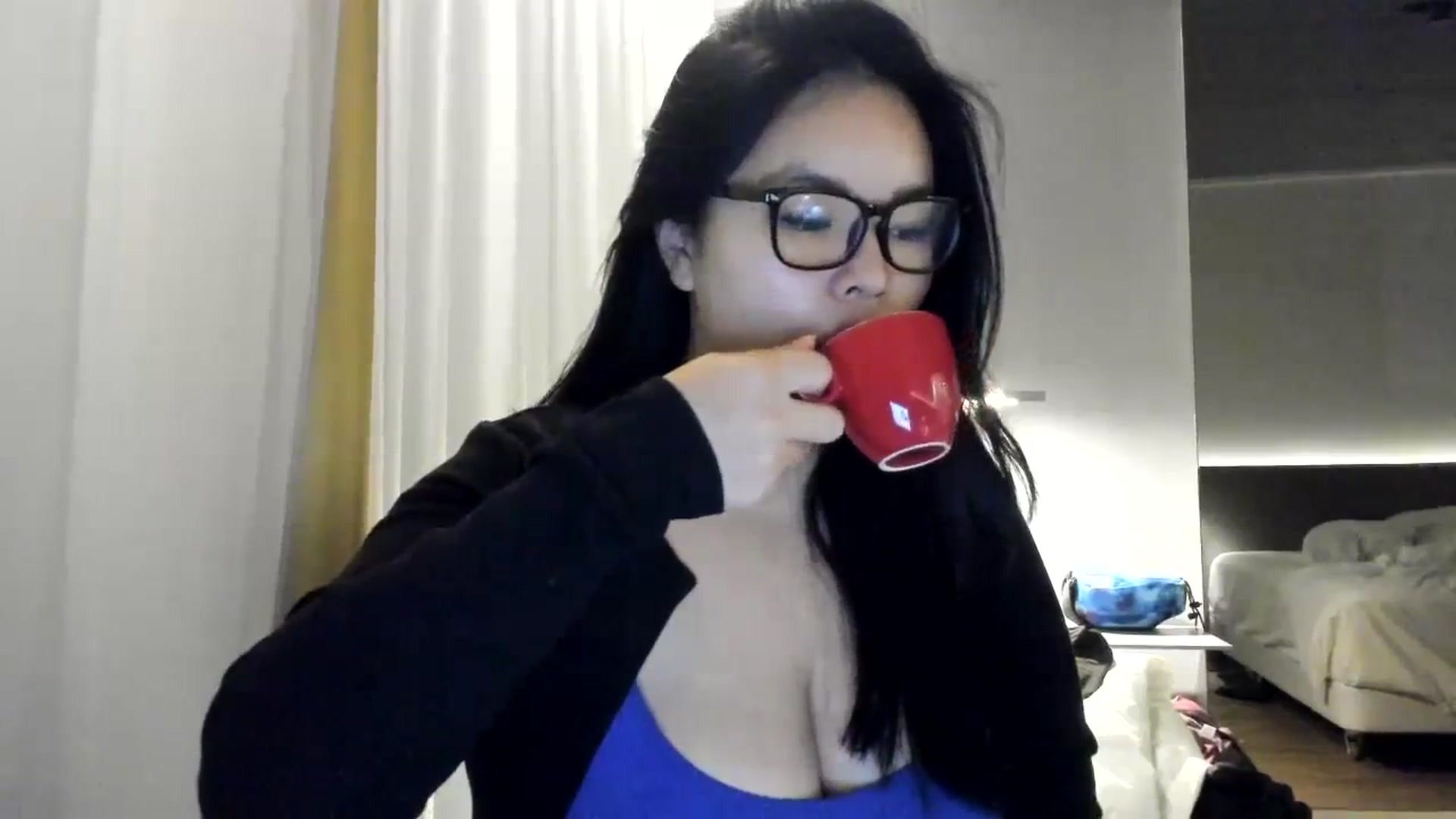 Gallery image thumbnail from DumplingHyuga's myfreecams stream on, 11/13/2023, 02:32 image 3 of 20