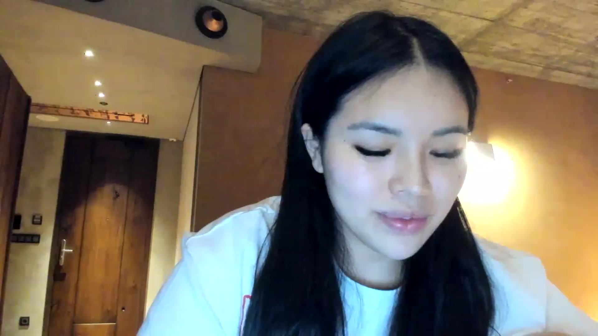 Gallery image thumbnail from DumplingHyuga's myfreecams stream on, 12/01/2023, 03:28 image 9 of 20