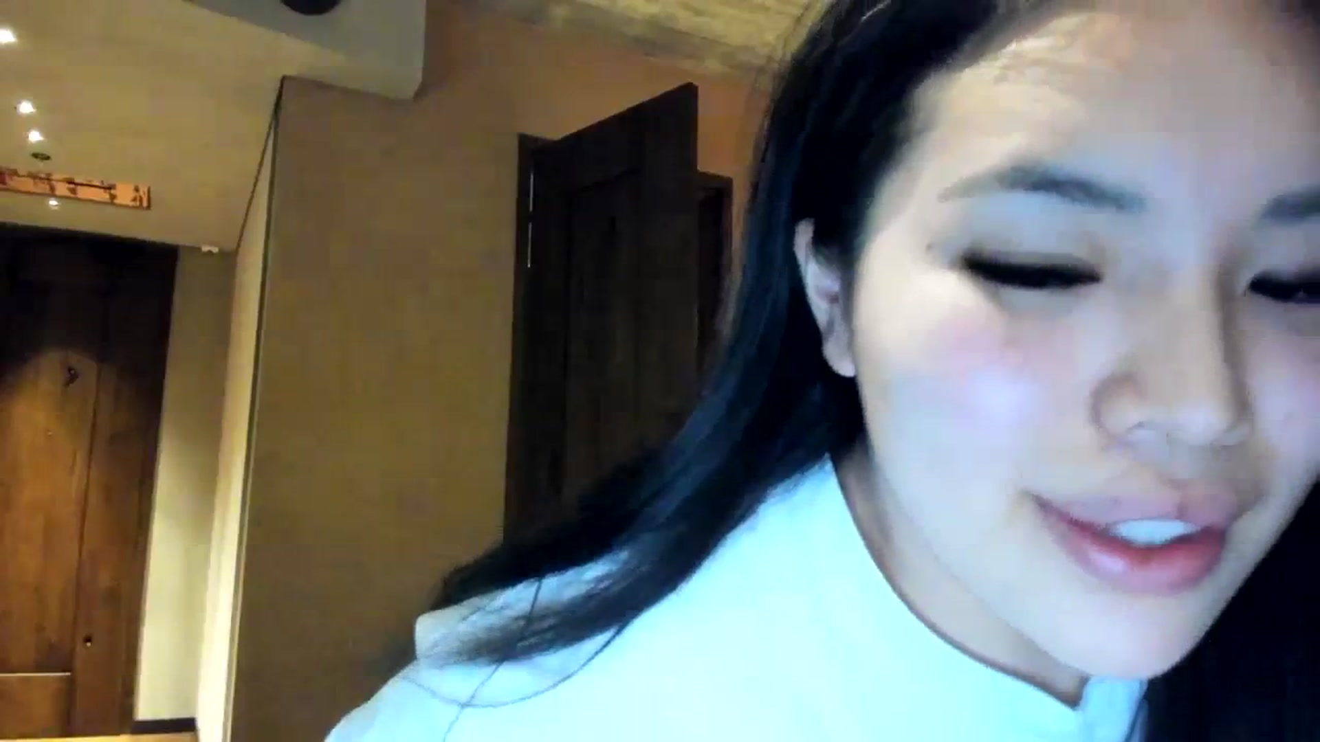Gallery image thumbnail from DumplingHyuga's myfreecams stream on, 12/01/2023, 03:28 image 19 of 20