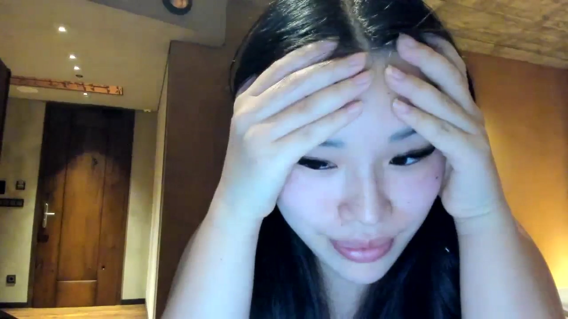 Gallery image thumbnail from DumplingHyuga's myfreecams stream on, 12/01/2023, 04:24 image 14 of 20