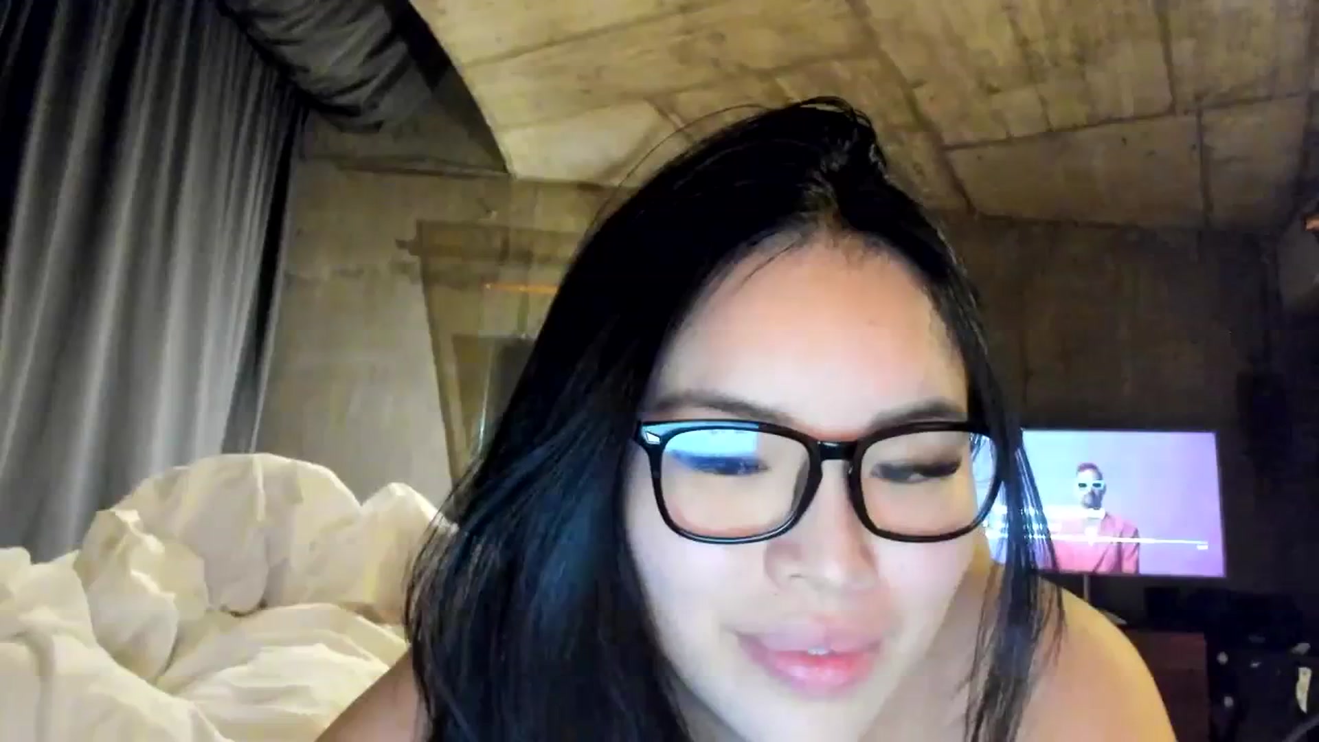 Gallery image thumbnail from DumplingHyuga's myfreecams stream on, 12/04/2023, 04:13 image 1 of 20