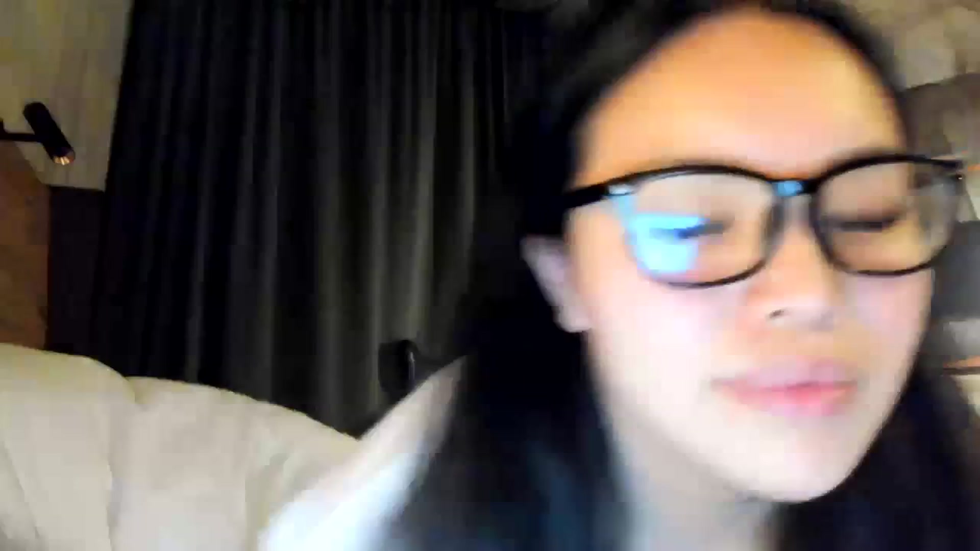 Gallery image thumbnail from DumplingHyuga's myfreecams stream on, 12/05/2023, 04:14 image 9 of 20