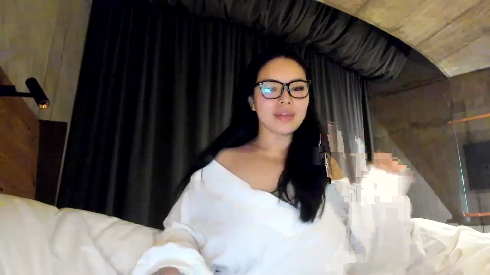 Gallery image thumbnail from DumplingHyuga's myfreecams stream on, 12/05/2023, 04:14 image 7 of 20