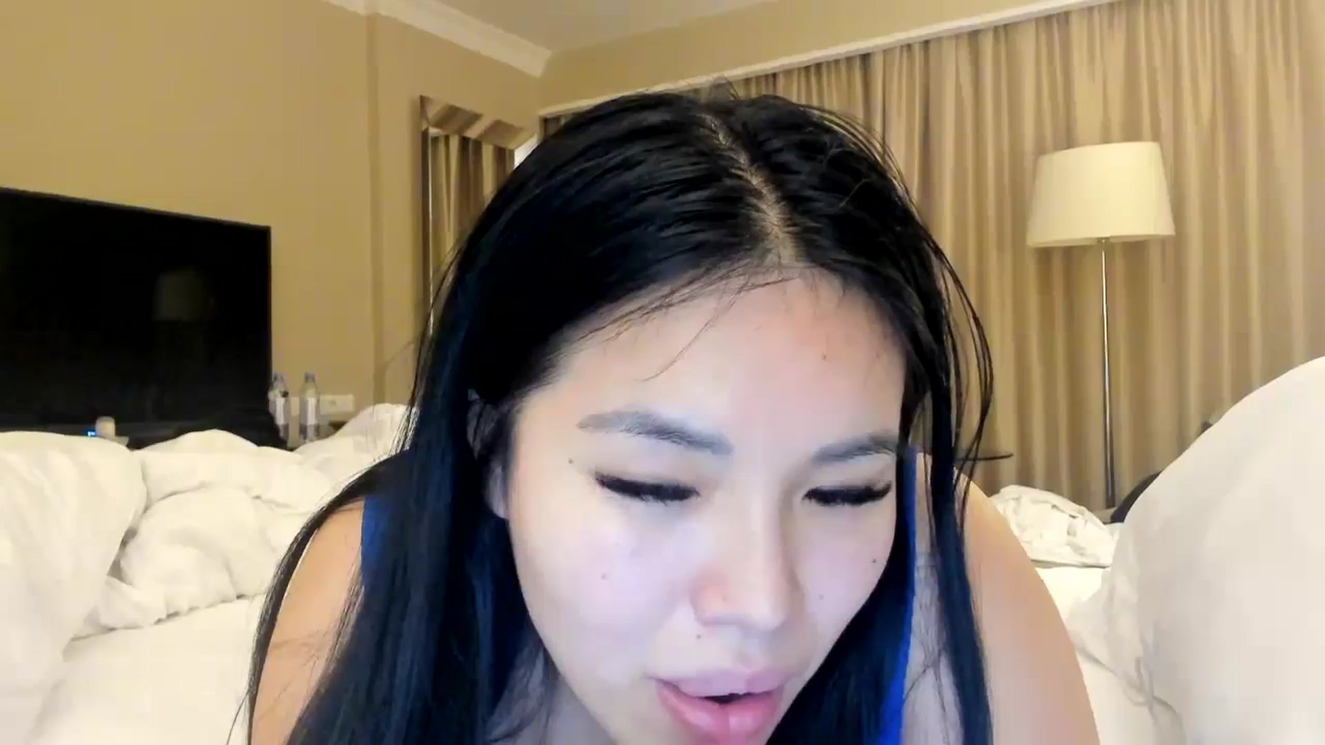 Gallery image thumbnail from DumplingHyuga's myfreecams stream on, 12/07/2023, 03:57 image 14 of 20