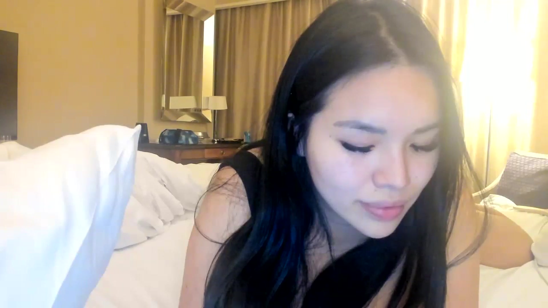 Gallery image thumbnail from DumplingHyuga's myfreecams stream on, 12/09/2023, 03:20 image 4 of 20