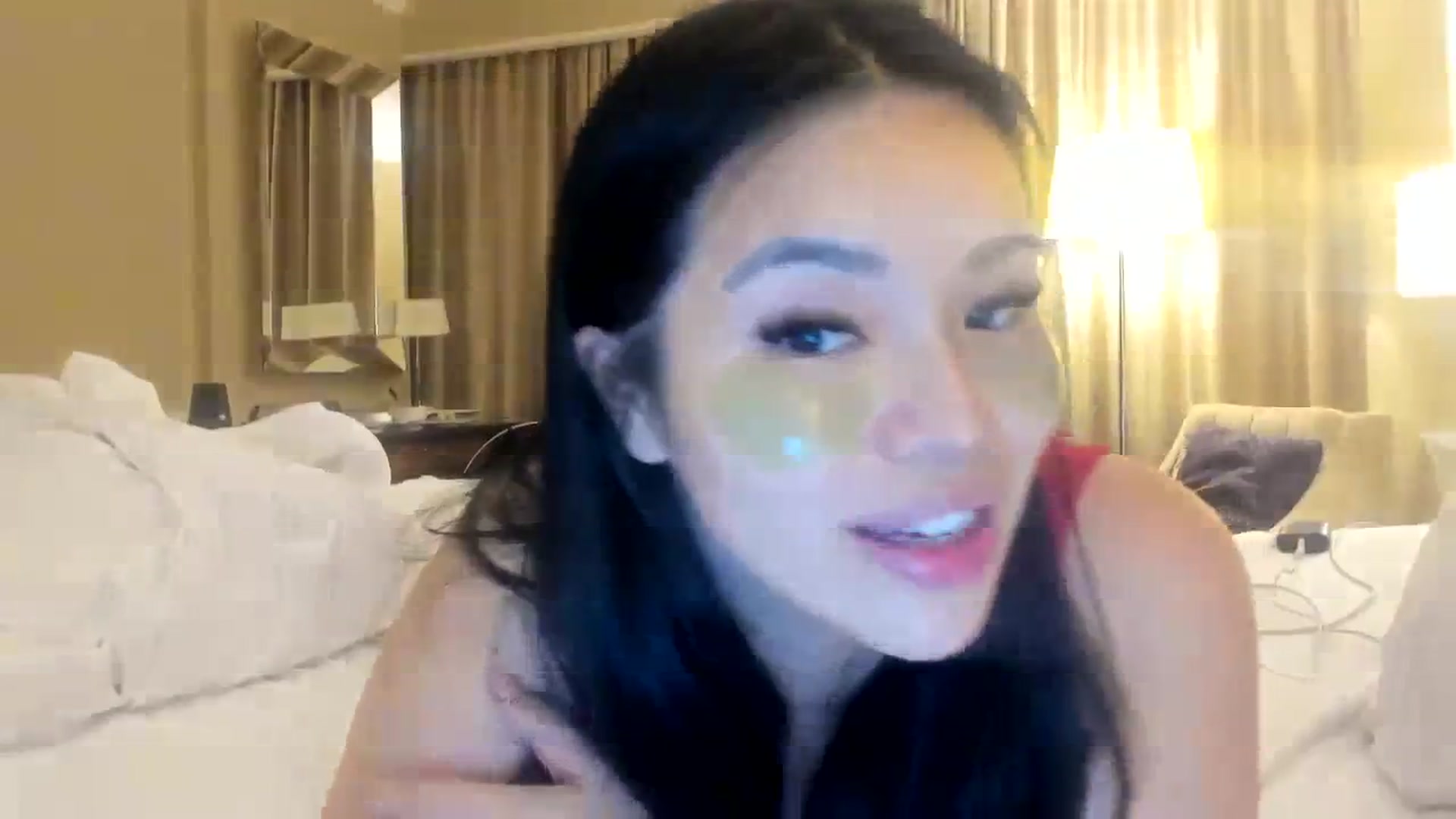 Gallery image thumbnail from DumplingHyuga's myfreecams stream on, 12/11/2023, 03:41 image 6 of 20