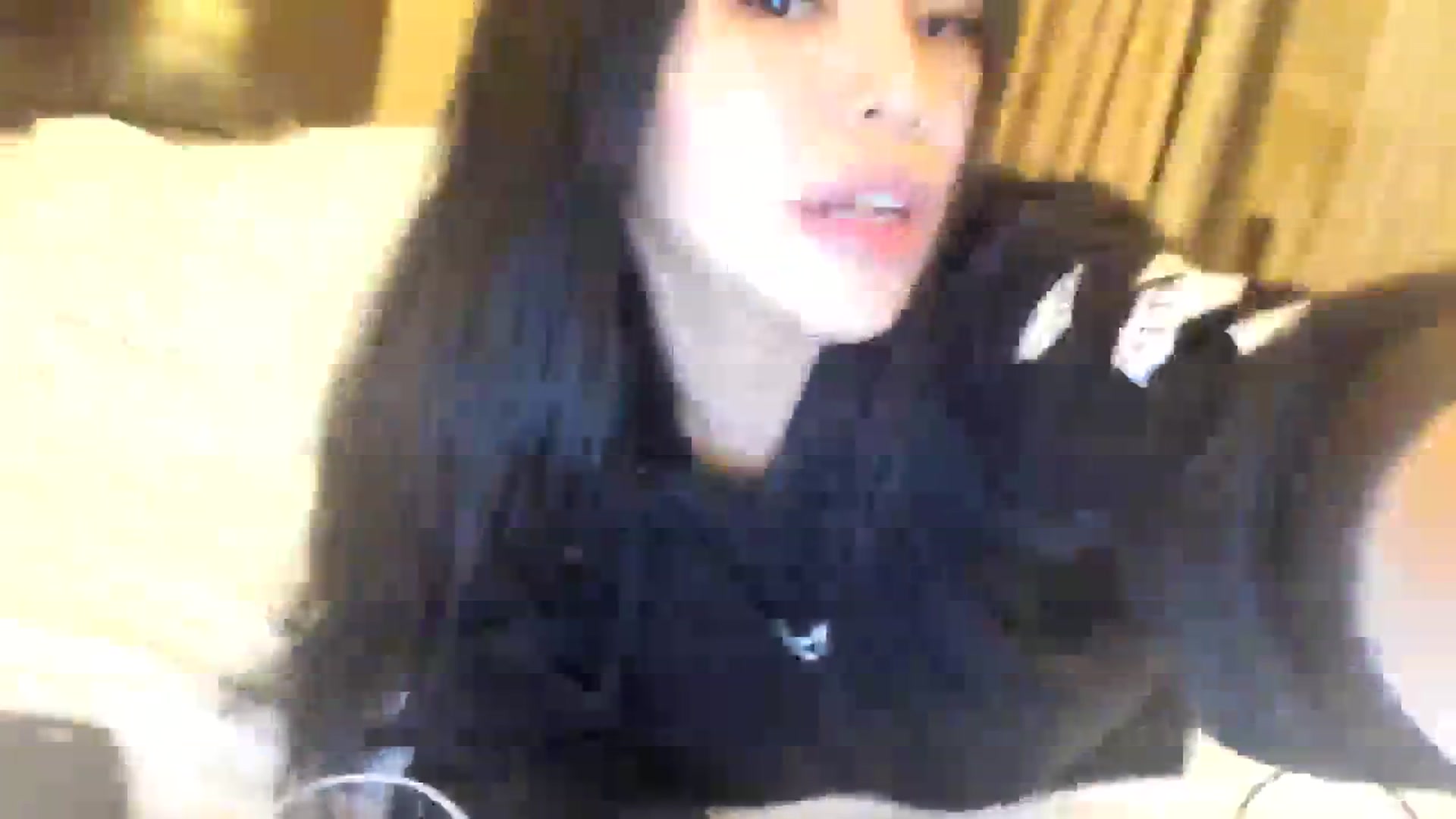 Gallery image thumbnail from DumplingHyuga's myfreecams stream on, 12/11/2023, 04:46 image 14 of 20