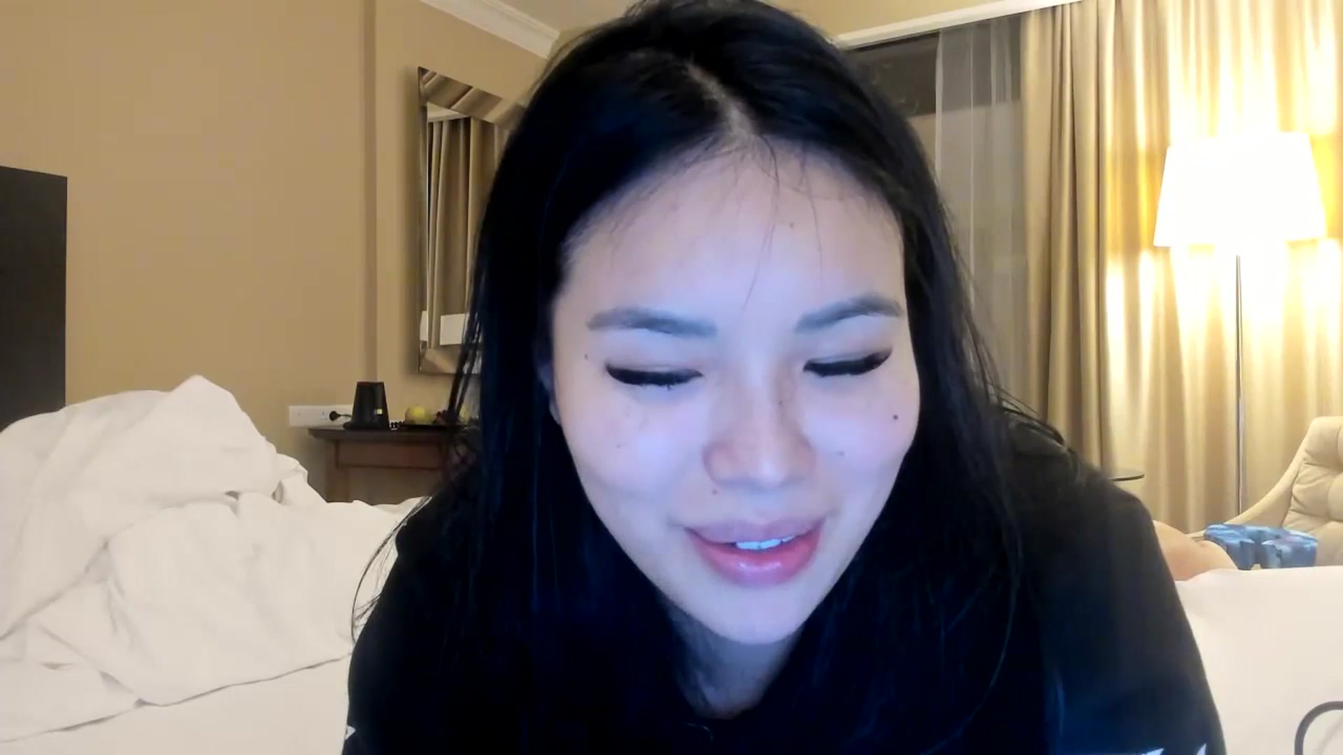 Gallery image thumbnail from DumplingHyuga's myfreecams stream on, 12/11/2023, 04:46 image 11 of 20