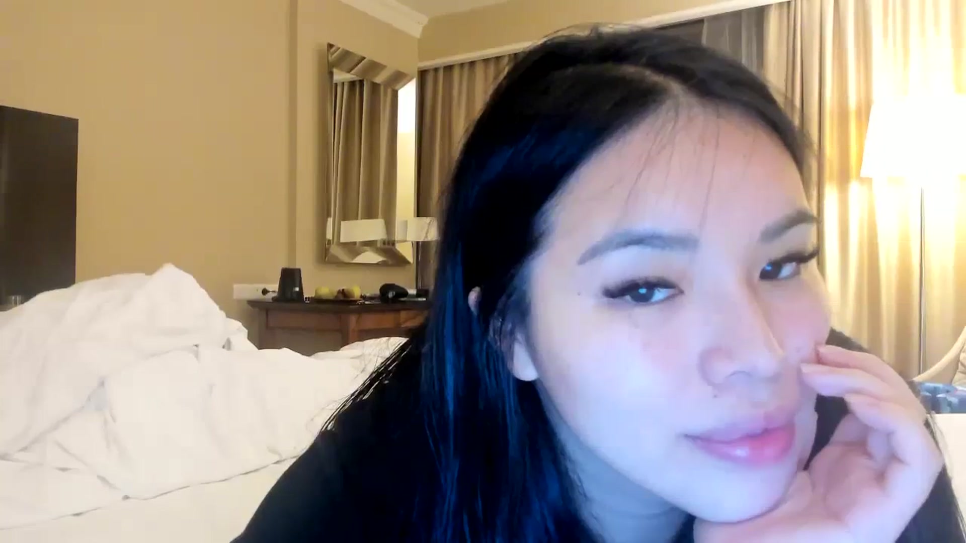 Gallery image thumbnail from DumplingHyuga's myfreecams stream on, 12/11/2023, 04:46 image 16 of 20
