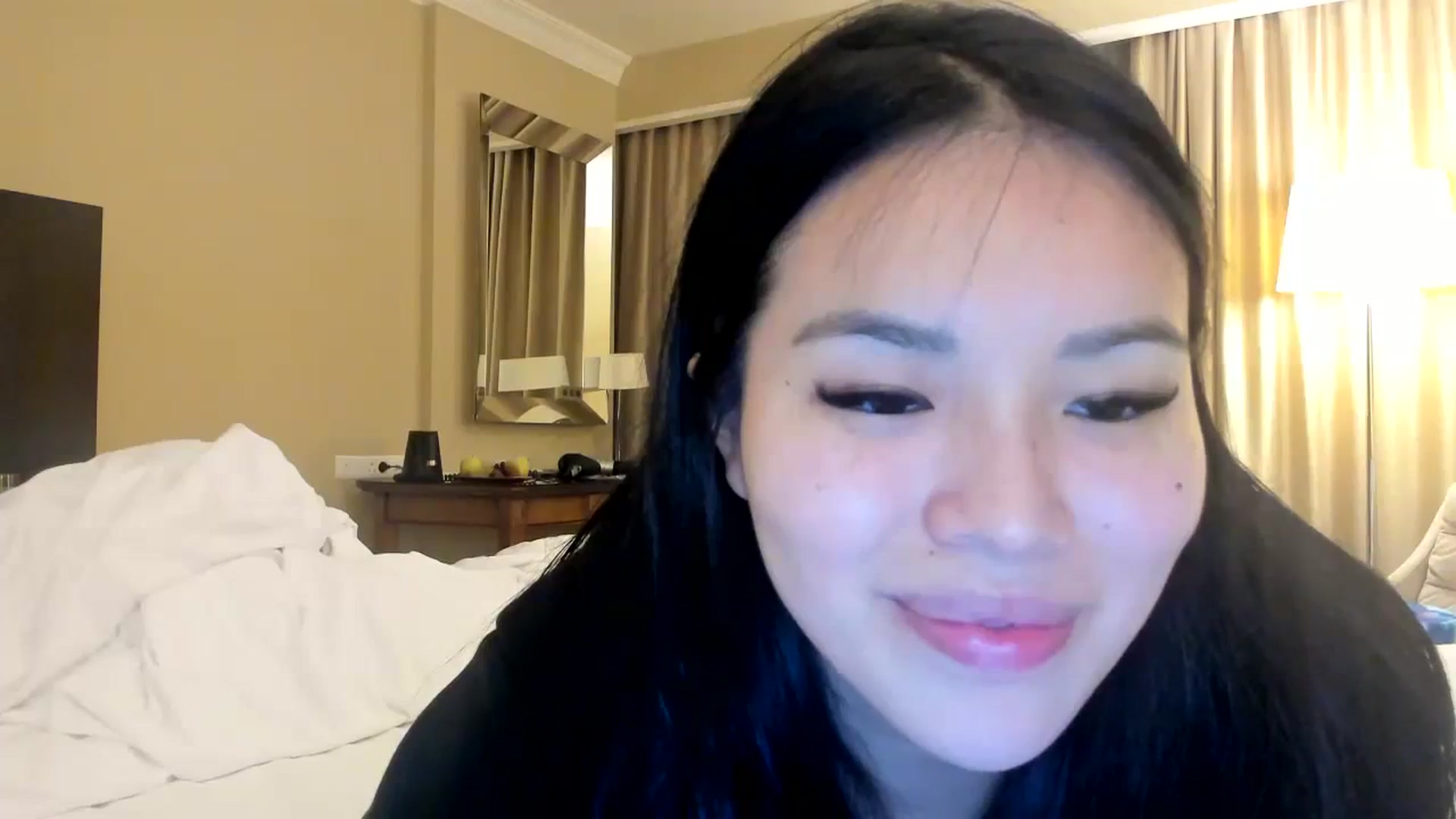 Gallery image thumbnail from DumplingHyuga's myfreecams stream on, 12/11/2023, 04:46 image 15 of 20