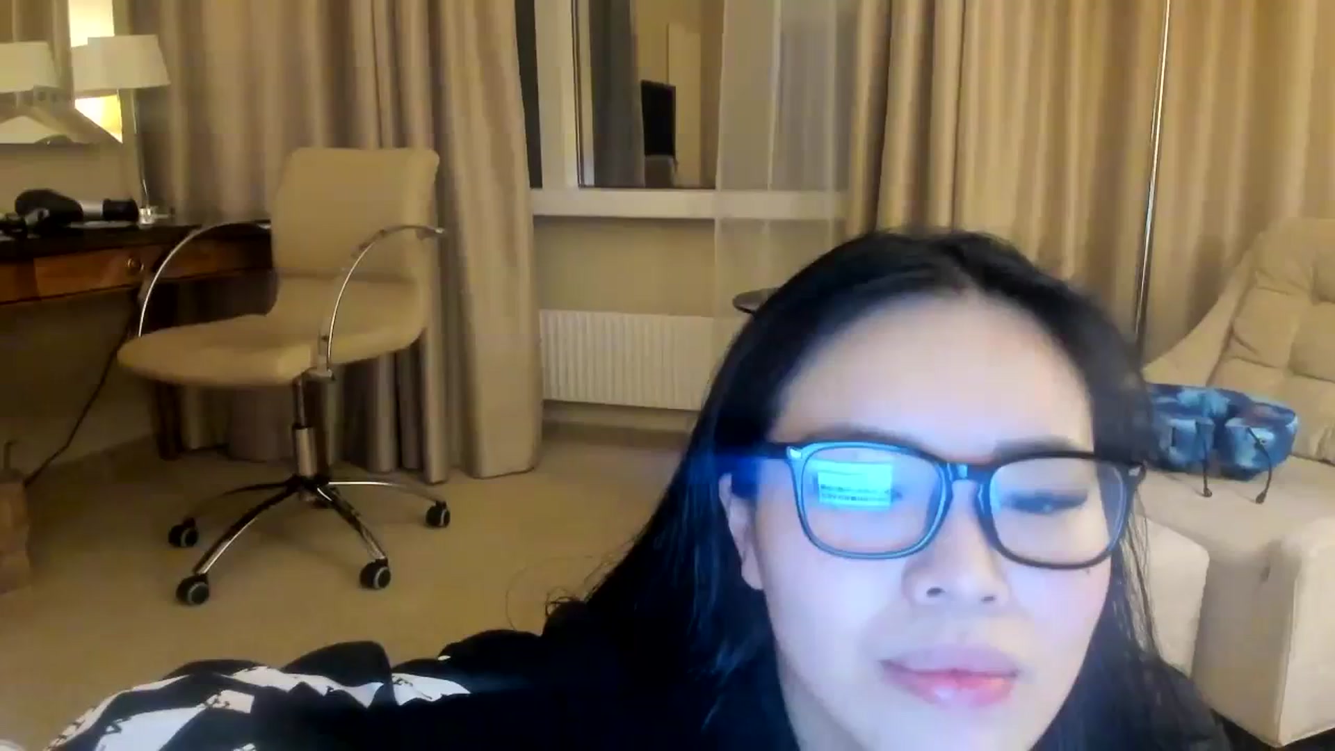 Gallery image thumbnail from DumplingHyuga's myfreecams stream on, 12/11/2023, 04:46 image 1 of 20