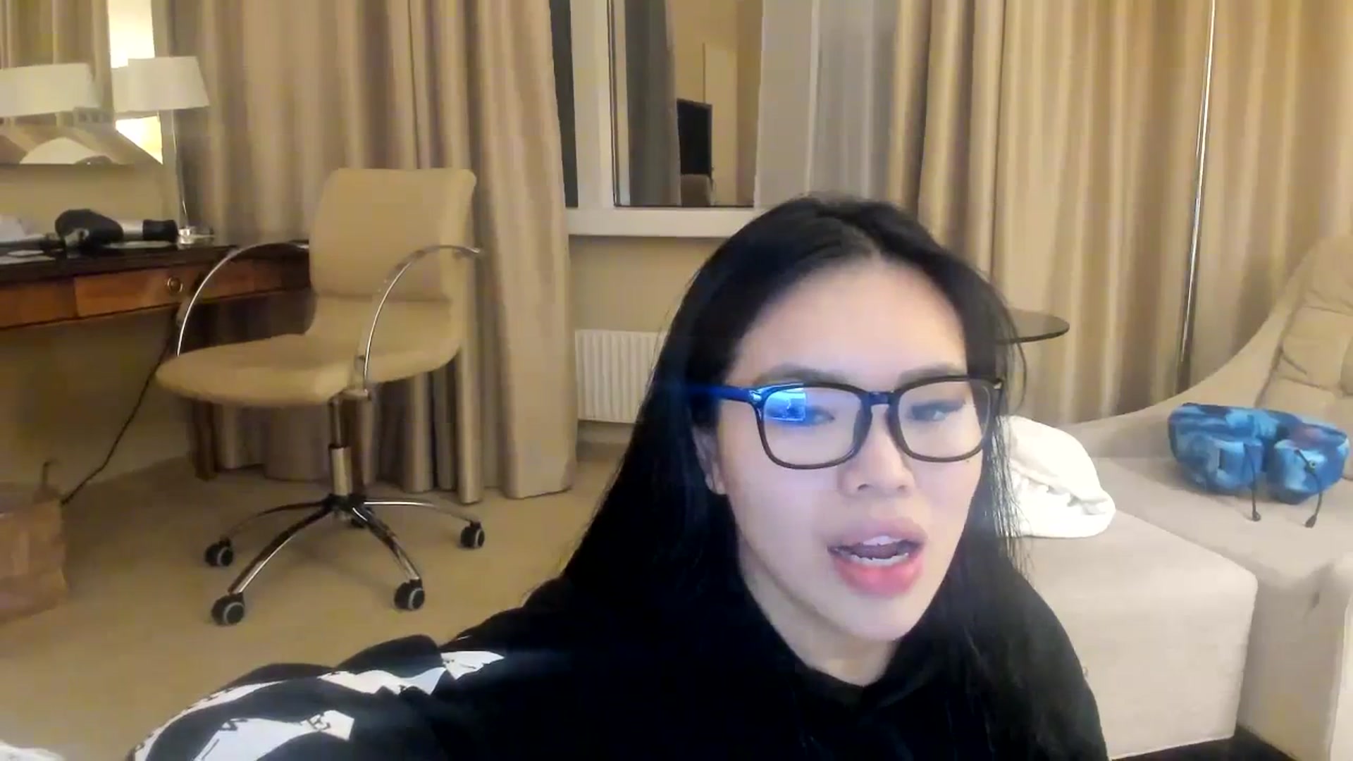 Gallery image thumbnail from DumplingHyuga's myfreecams stream on, 12/11/2023, 04:46 image 2 of 20