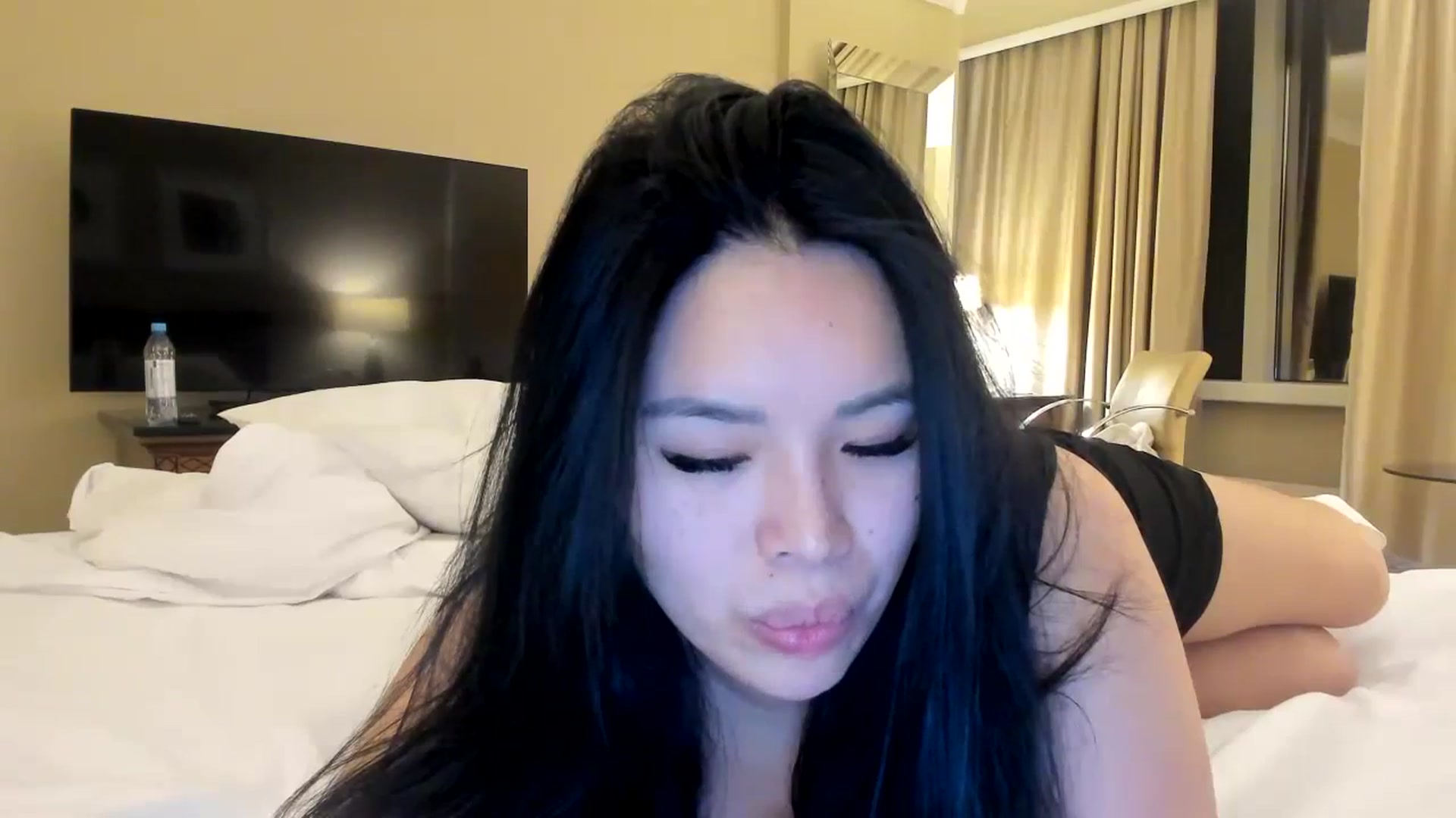 Gallery image thumbnail from DumplingHyuga's myfreecams stream on, 12/13/2023, 03:12 image 3 of 20