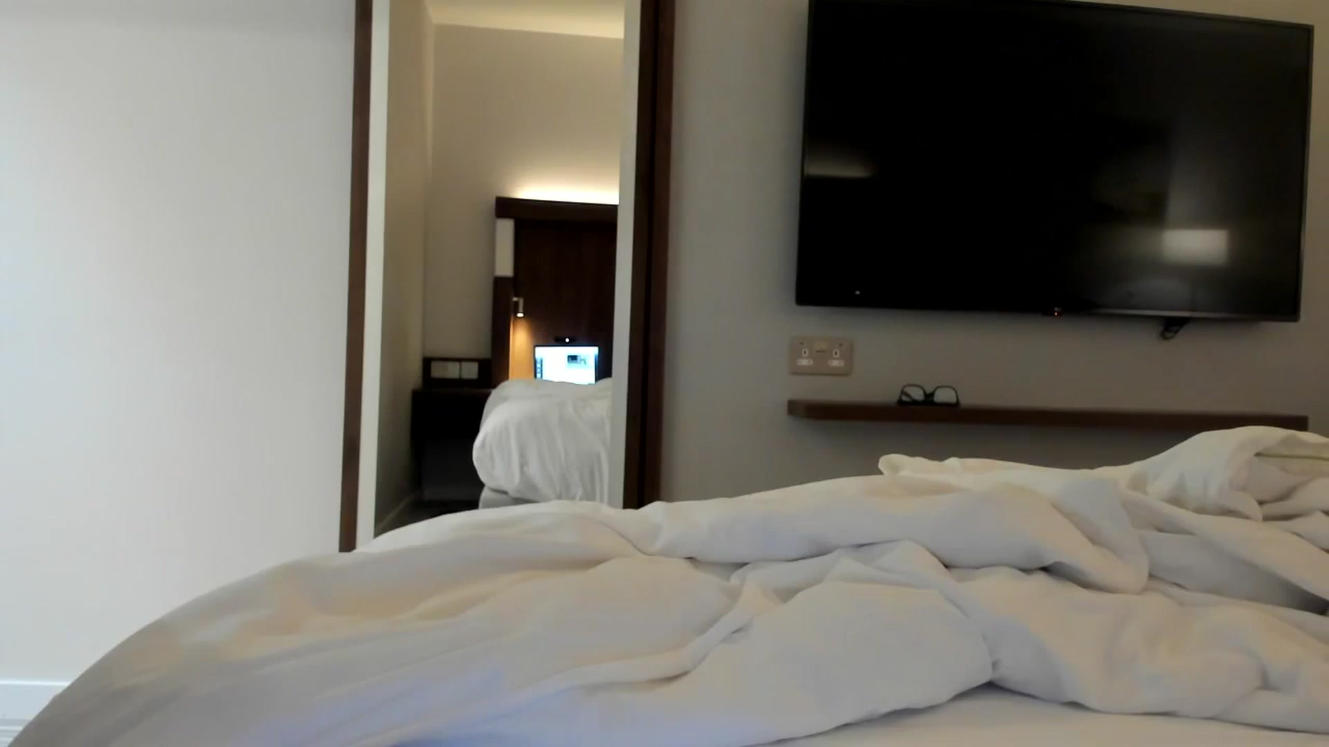 Gallery image thumbnail from DumplingHyuga's myfreecams stream on, 12/16/2023, 04:07 image 5 of 20
