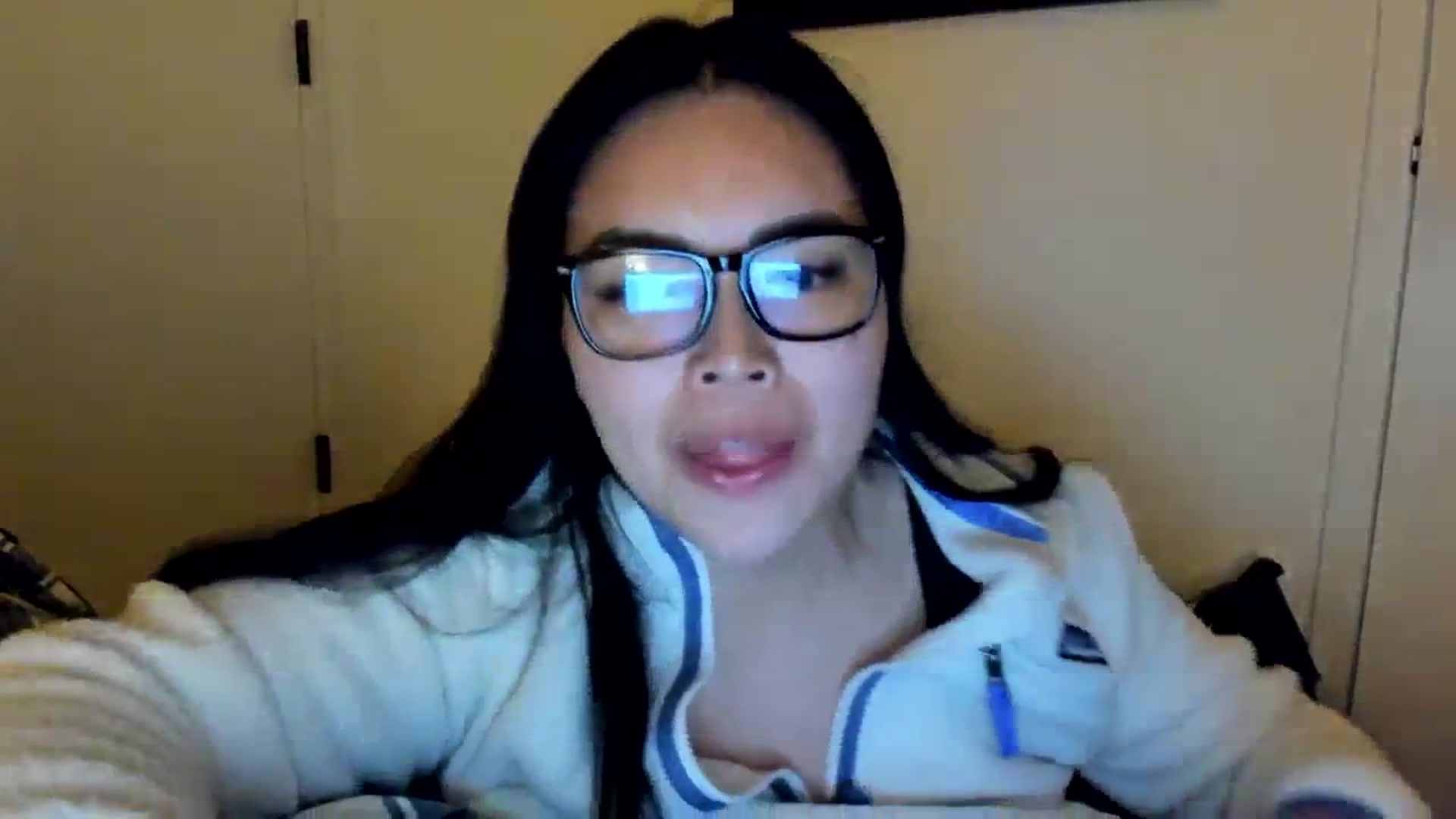 Gallery image thumbnail from DumplingHyuga's myfreecams stream on, 02/09/2024, 04:40 image 9 of 20