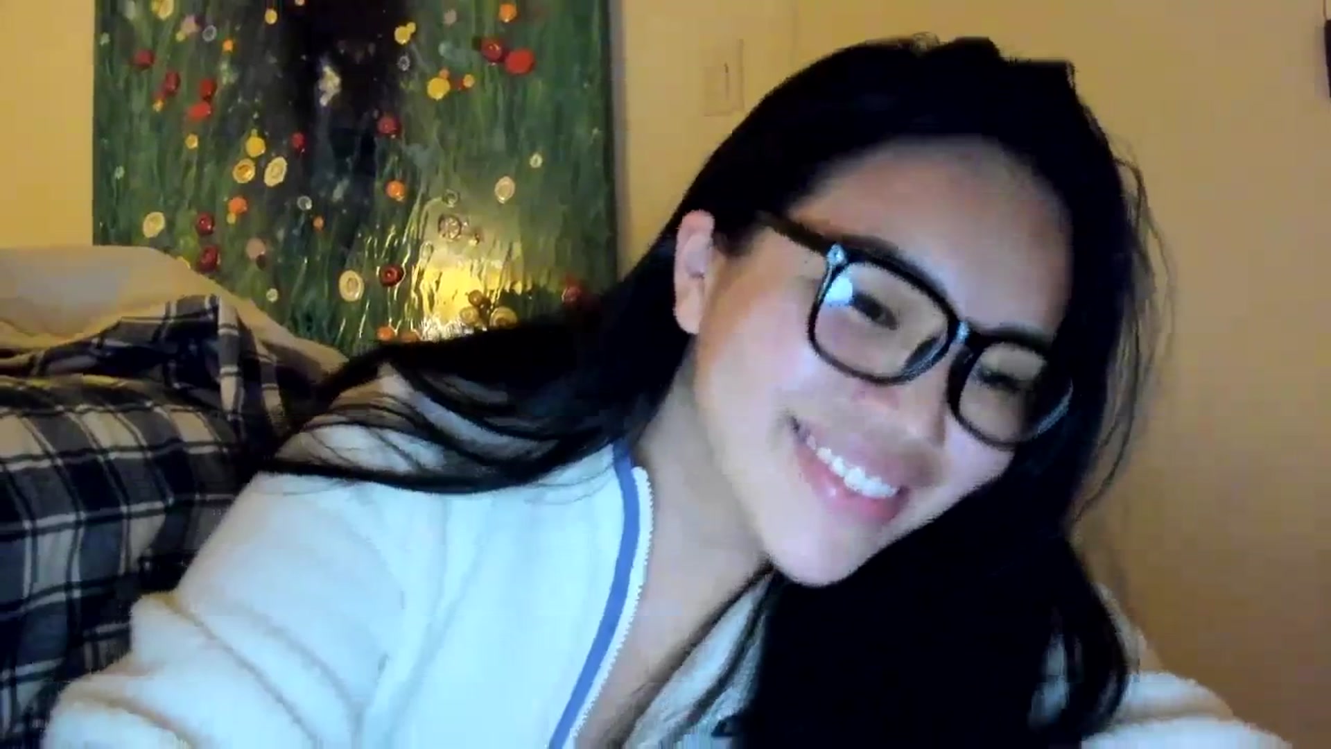 Gallery image thumbnail from DumplingHyuga's myfreecams stream on, 02/09/2024, 04:40 image 12 of 20