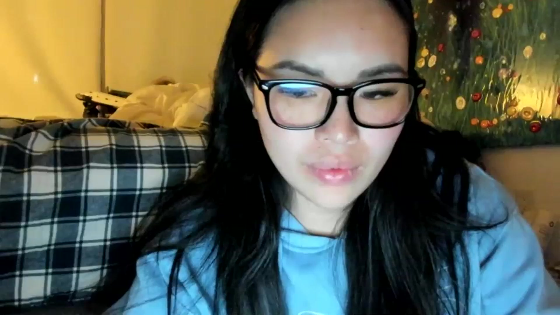Gallery image thumbnail from DumplingHyuga's myfreecams stream on, 02/16/2024, 05:09 image 16 of 20