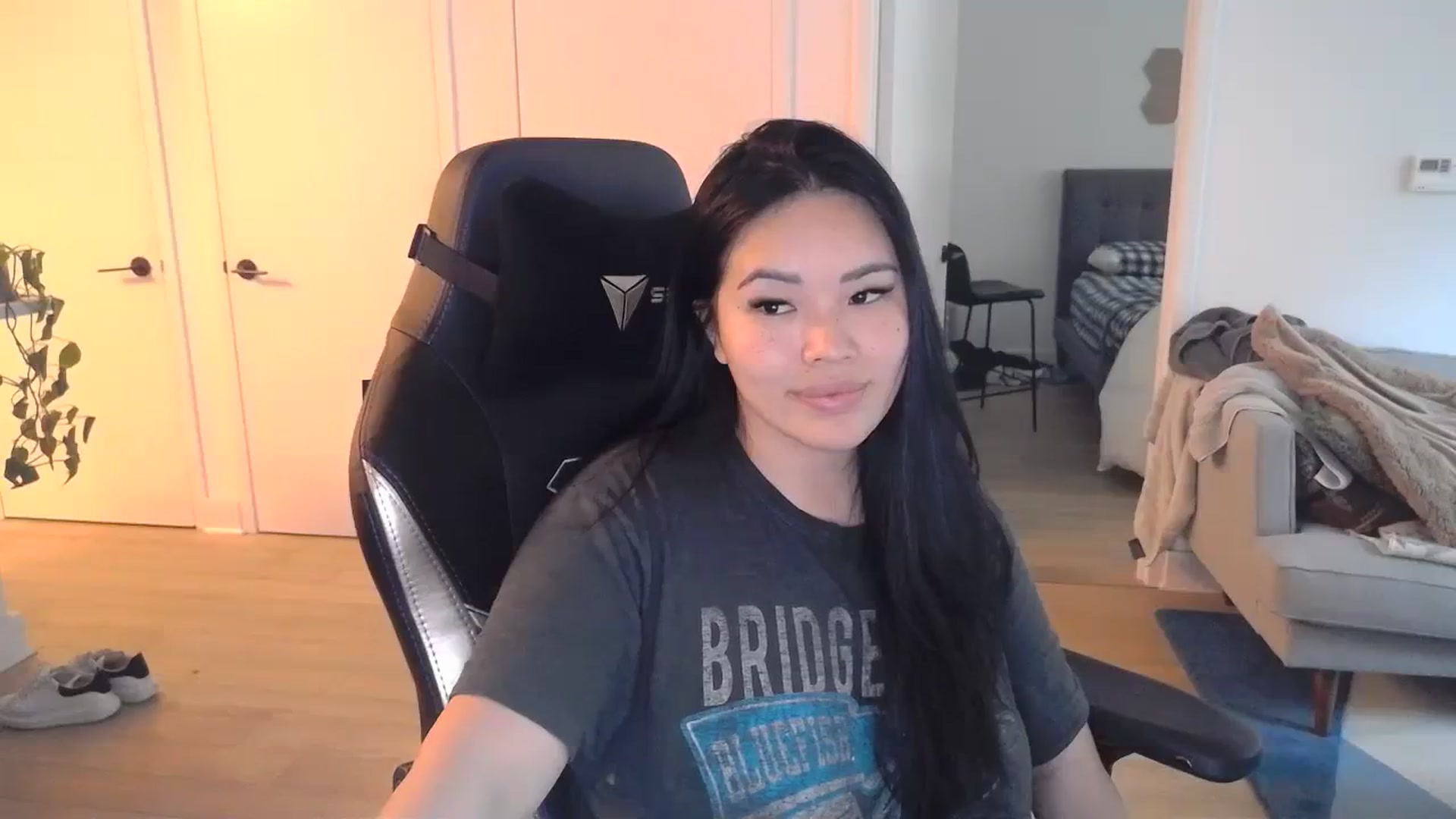 Gallery image thumbnail from DumplingHyuga's myfreecams stream on, 03/05/2024, 21:42 image 19 of 20
