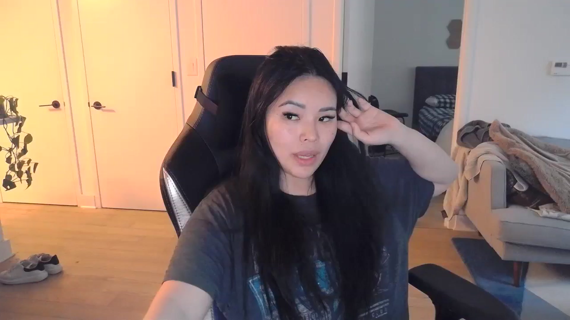Gallery image thumbnail from DumplingHyuga's myfreecams stream on, 03/05/2024, 21:42 image 16 of 20