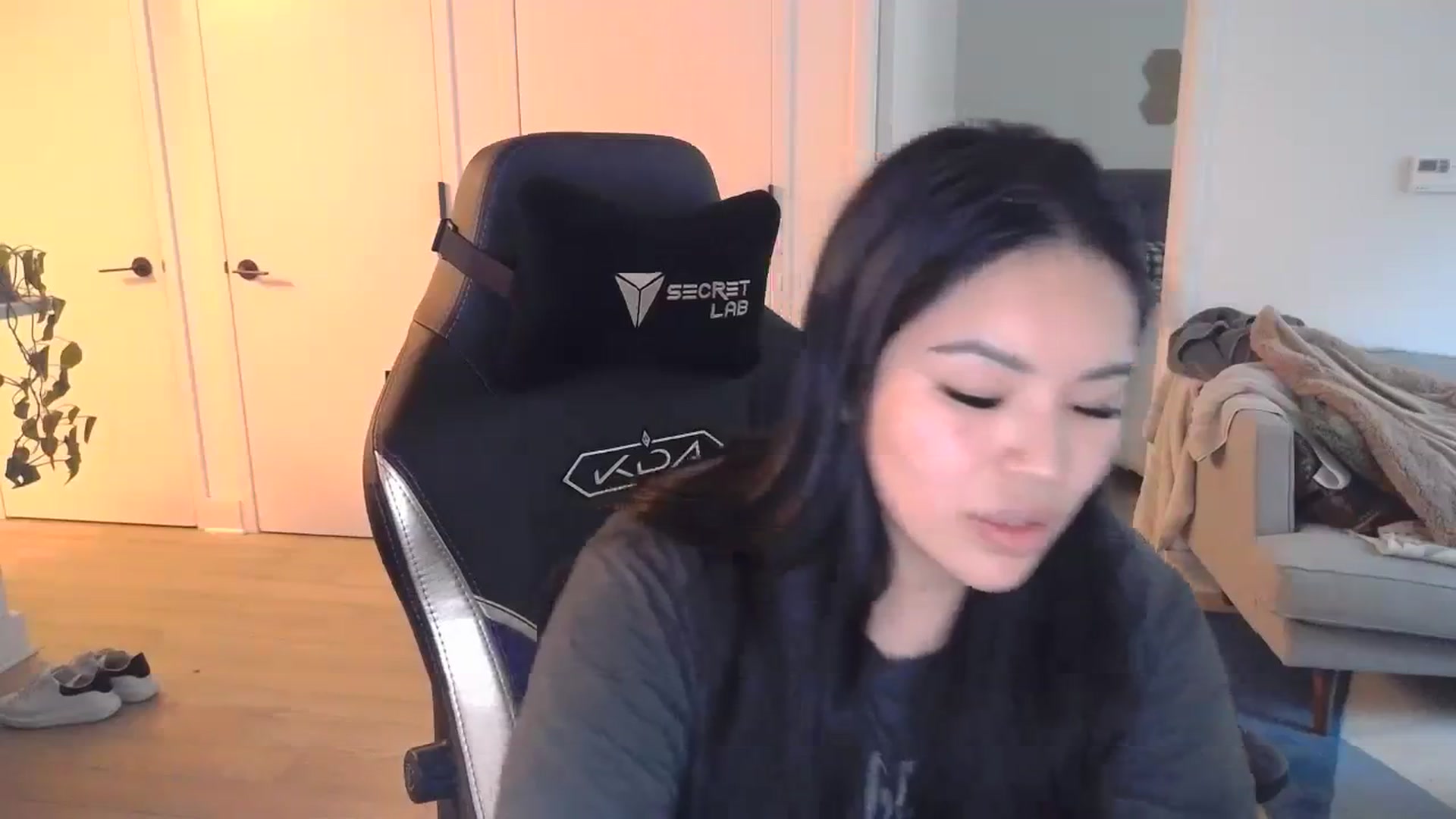 Gallery image thumbnail from DumplingHyuga's myfreecams stream on, 03/05/2024, 21:42 image 18 of 20