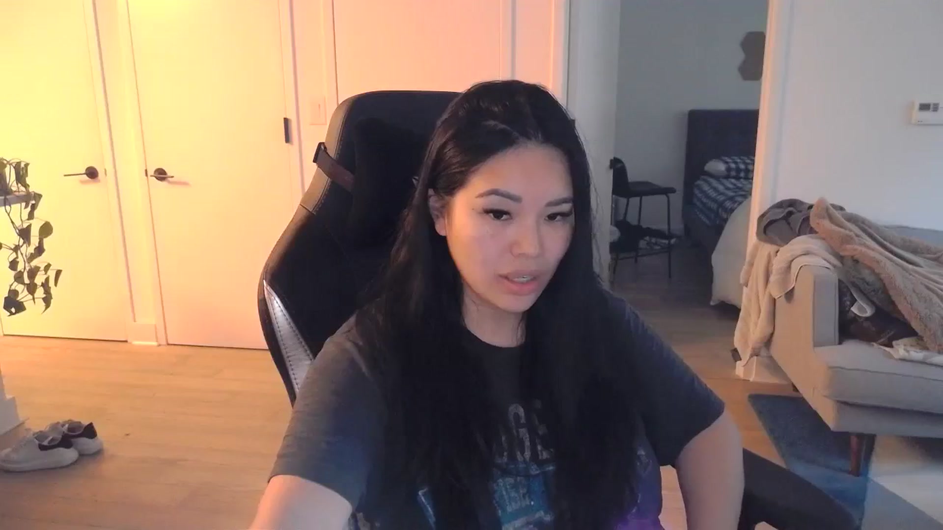 Gallery image thumbnail from DumplingHyuga's myfreecams stream on, 03/05/2024, 21:42 image 13 of 20