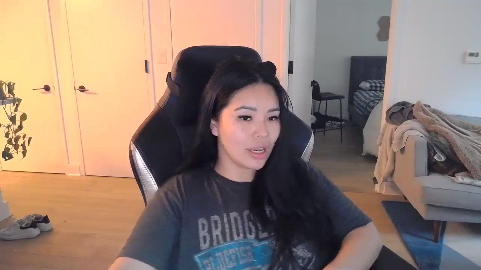 Gallery image thumbnail from DumplingHyuga's myfreecams stream on, 03/05/2024, 21:42 image 7 of 20