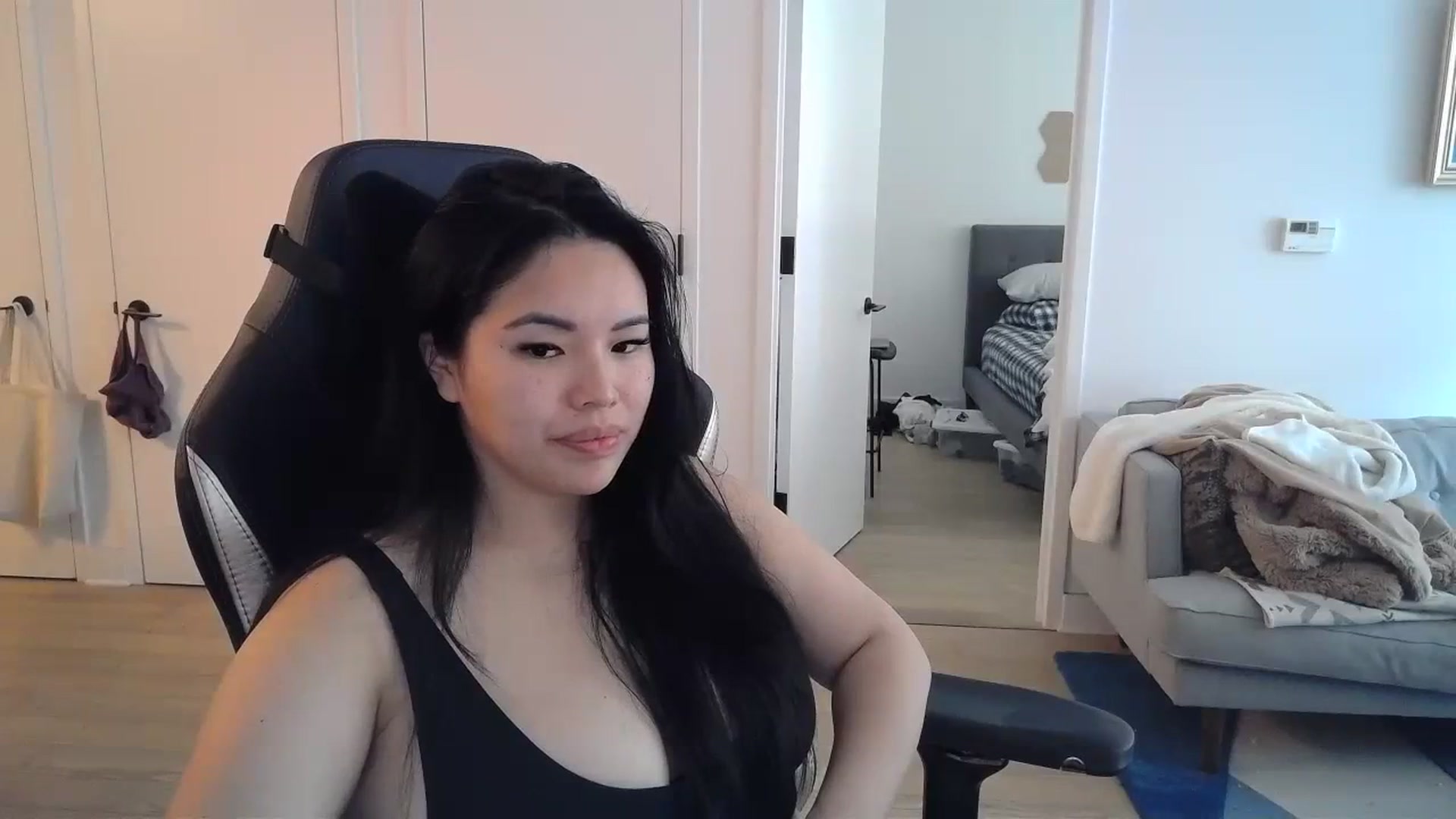 Gallery image thumbnail from DumplingHyuga's myfreecams stream on, 03/26/2024, 21:48 image 8 of 20