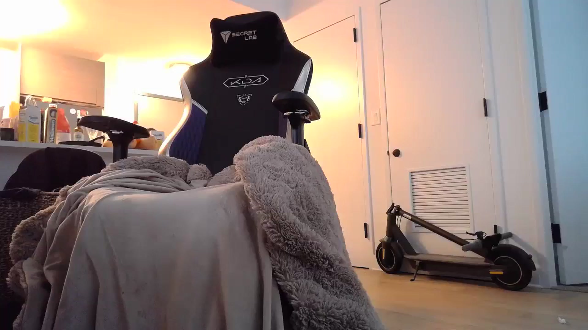 Gallery image thumbnail from DumplingHyuga's myfreecams stream on, 03/28/2024, 22:14 image 5 of 20