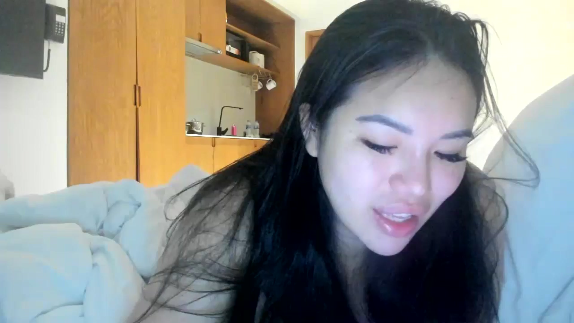Gallery image thumbnail from DumplingHyuga's myfreecams stream on, 05/03/2024, 02:54 image 20 of 20