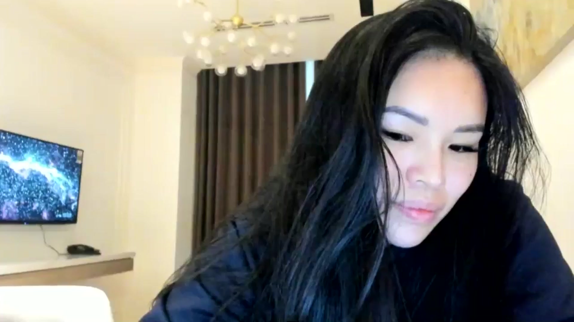 Gallery image thumbnail from DumplingHyuga's myfreecams stream on, 05/03/2024, 08:08 image 19 of 20