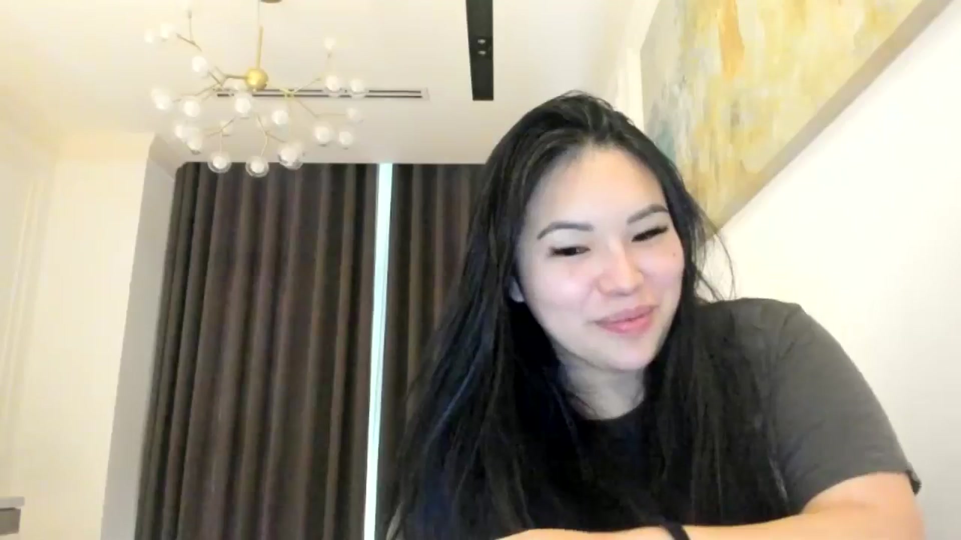 Gallery image thumbnail from DumplingHyuga's myfreecams stream on, 05/03/2024, 08:08 image 7 of 20