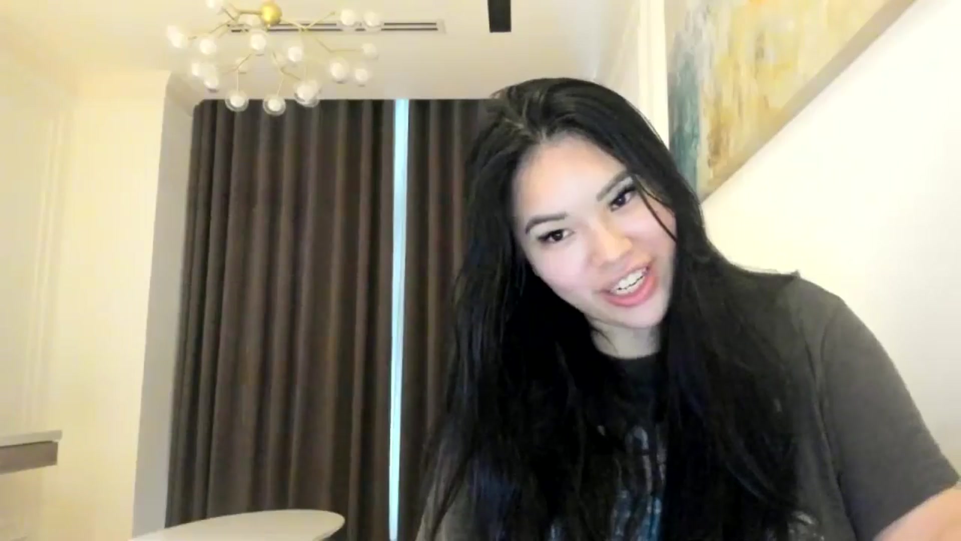 Gallery image thumbnail from DumplingHyuga's myfreecams stream on, 05/03/2024, 08:08 image 8 of 20