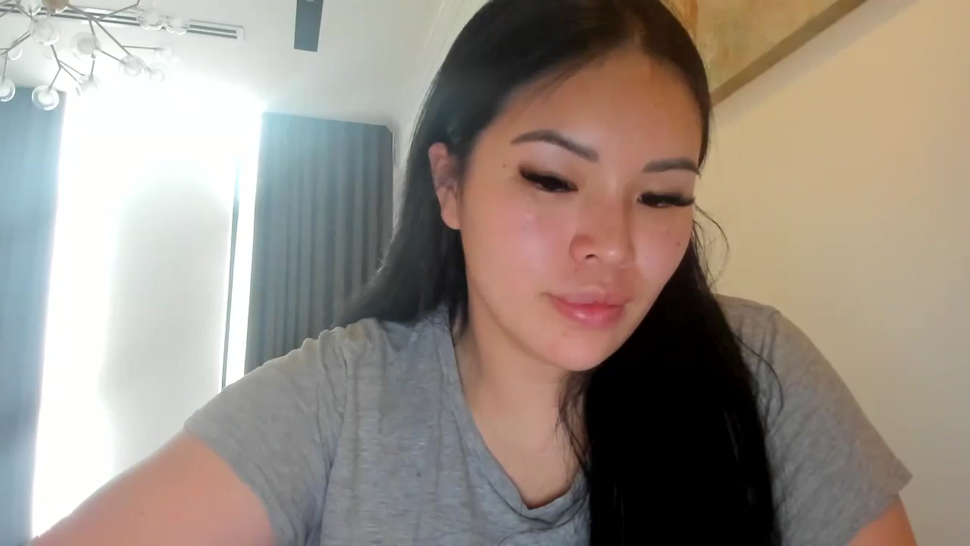 Gallery image thumbnail from DumplingHyuga's myfreecams stream on, 05/04/2024, 05:20 image 3 of 20