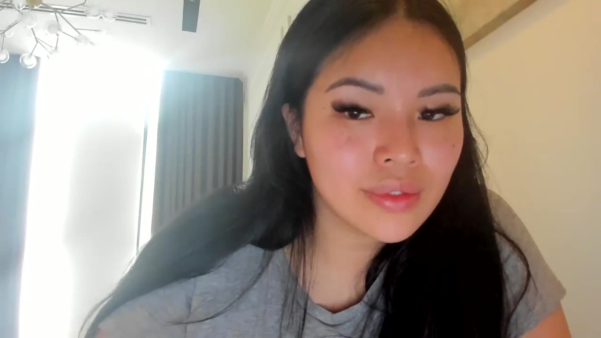 Gallery image thumbnail from DumplingHyuga's myfreecams stream on, 05/04/2024, 05:20 image 7 of 20