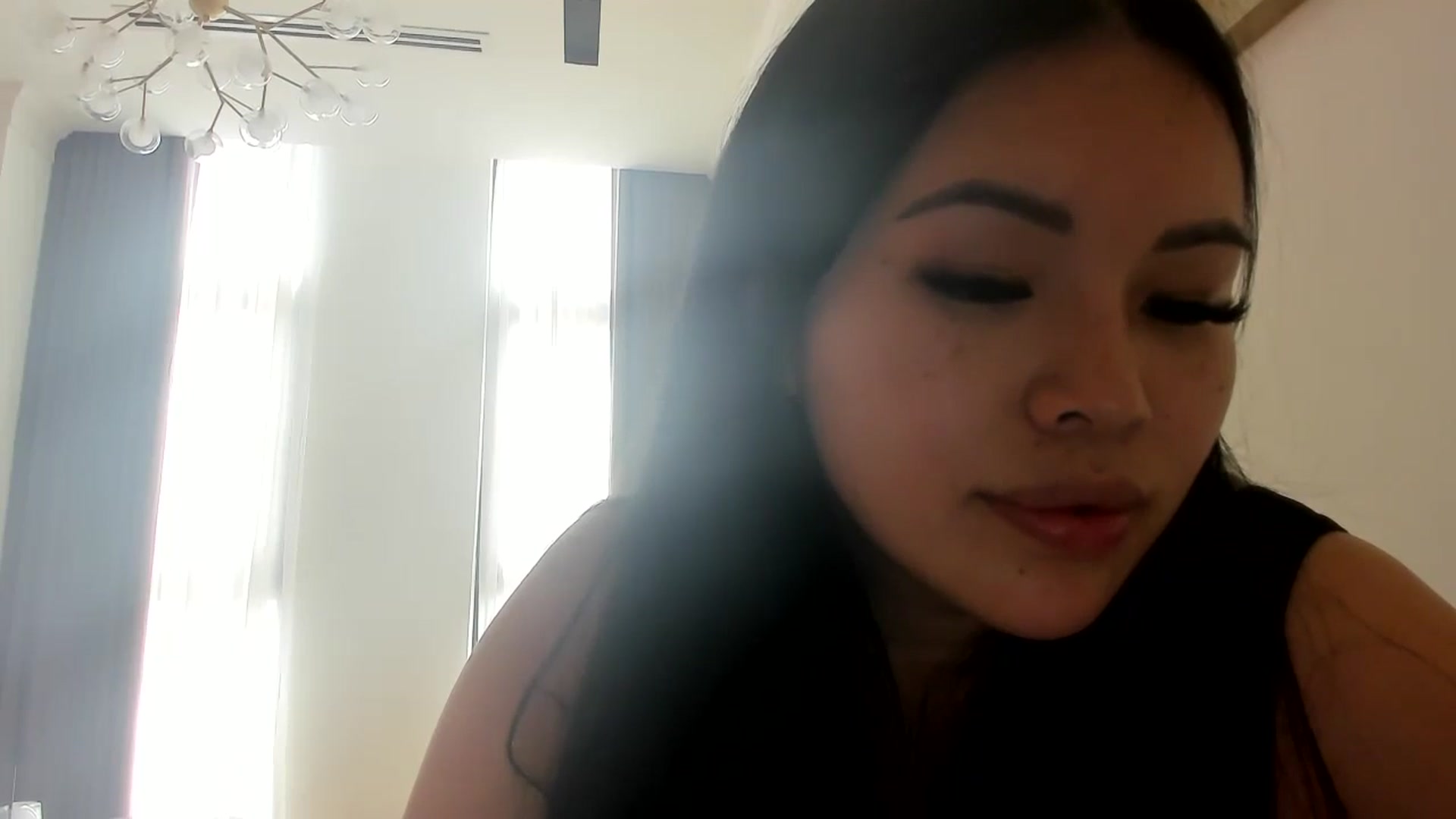 Gallery image thumbnail from DumplingHyuga's myfreecams stream on, 05/04/2024, 06:30 image 18 of 20