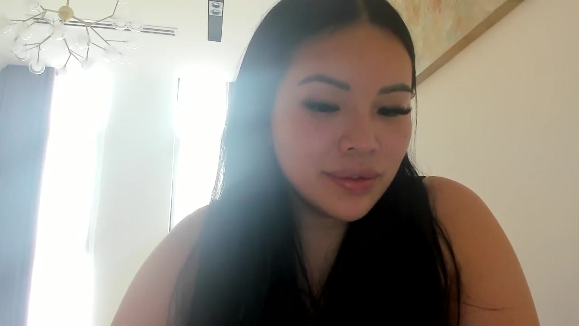 Gallery image thumbnail from DumplingHyuga's myfreecams stream on, 05/04/2024, 06:30 image 10 of 20