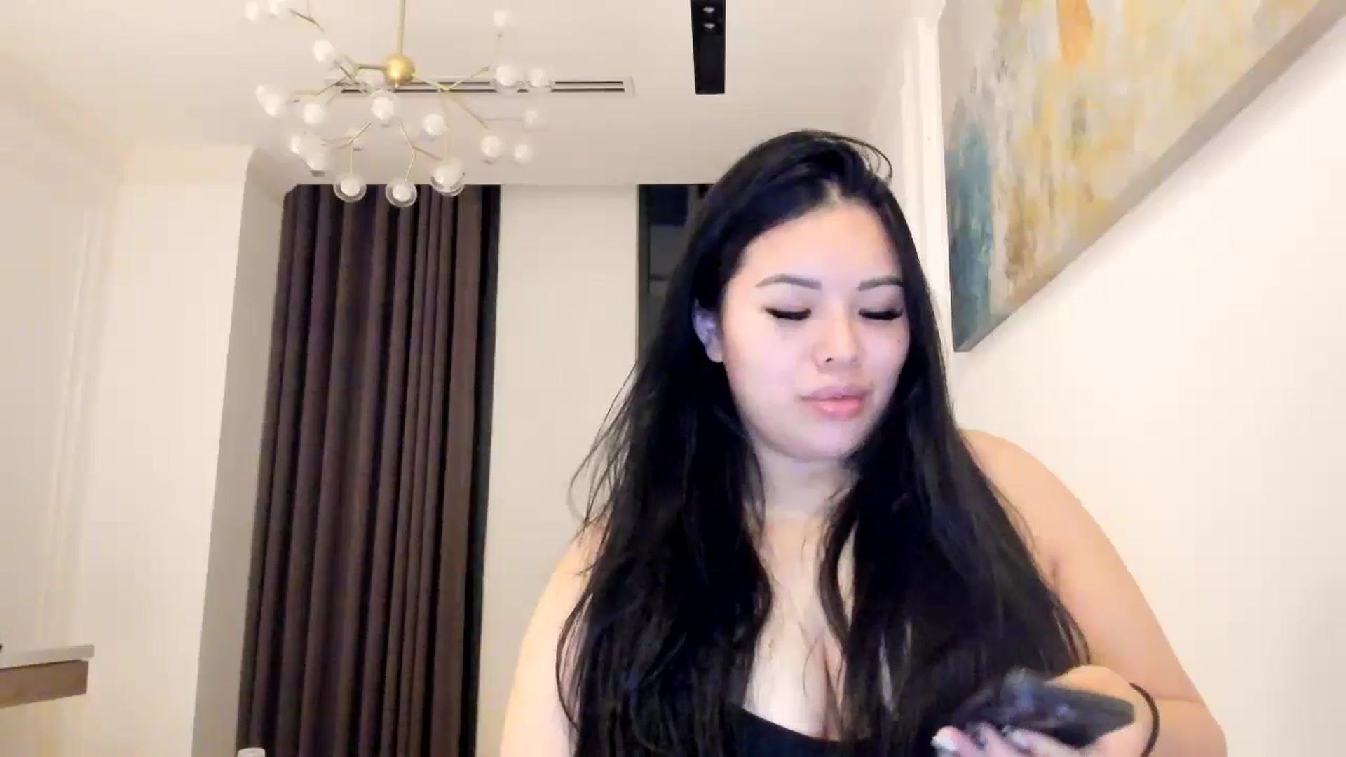 Gallery image thumbnail from DumplingHyuga's myfreecams stream on, 05/05/2024, 16:13 image 18 of 20