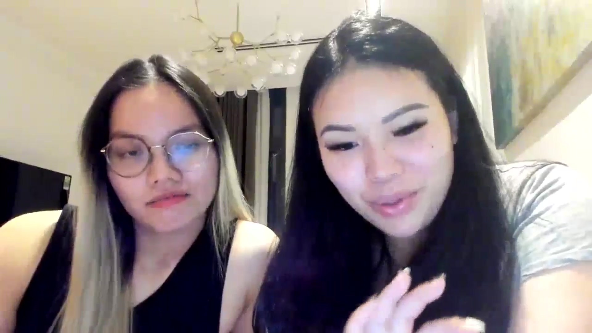 Gallery image thumbnail from DumplingHyuga's myfreecams stream on, 05/06/2024, 12:58 image 4 of 20
