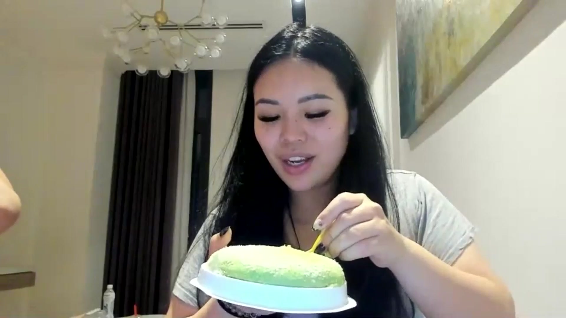 Gallery image thumbnail from DumplingHyuga's myfreecams stream on, 05/06/2024, 12:58 image 13 of 20